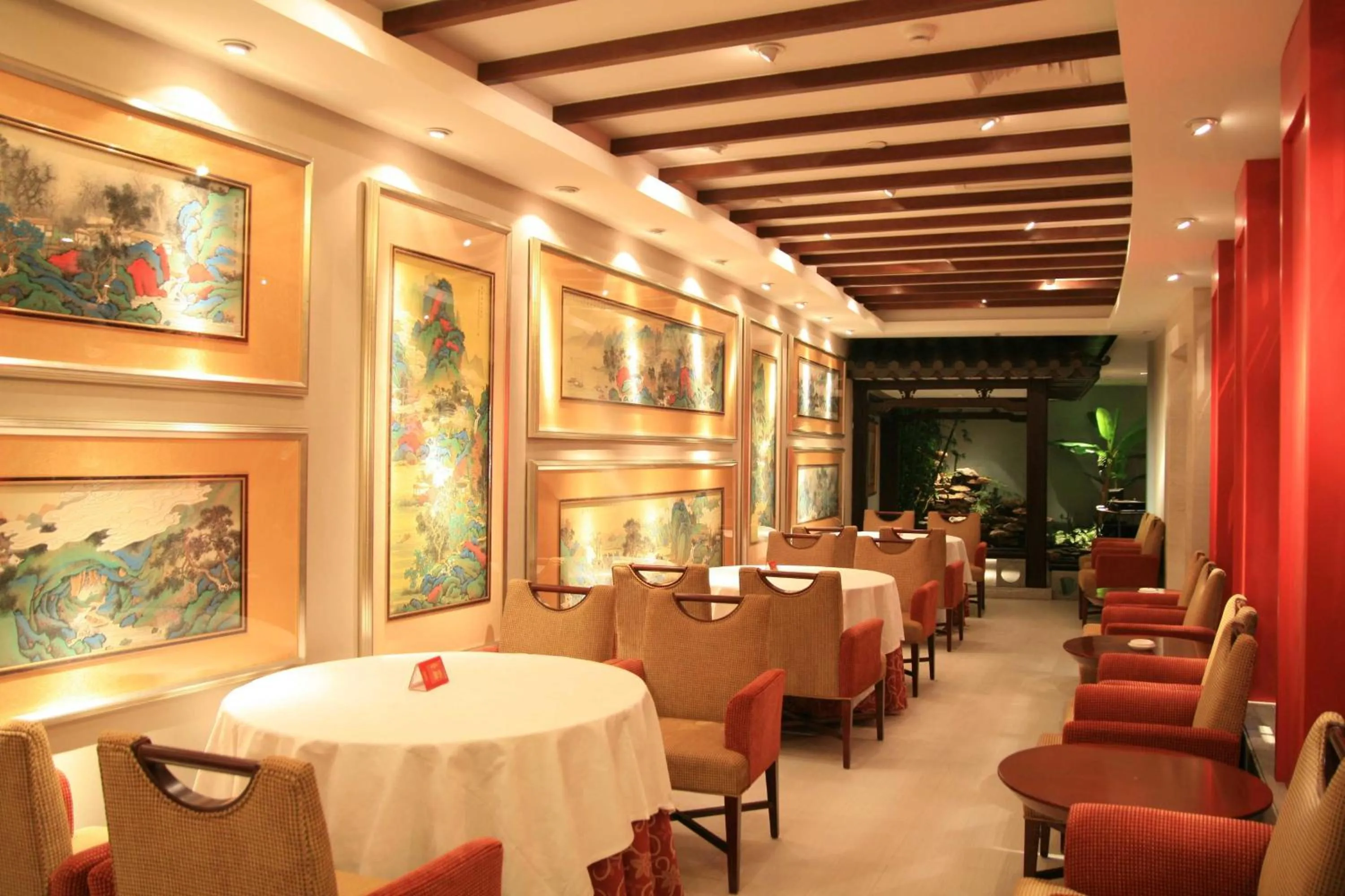 Lobby or reception in The Royal Marina Plaza Hotel Guangzhou