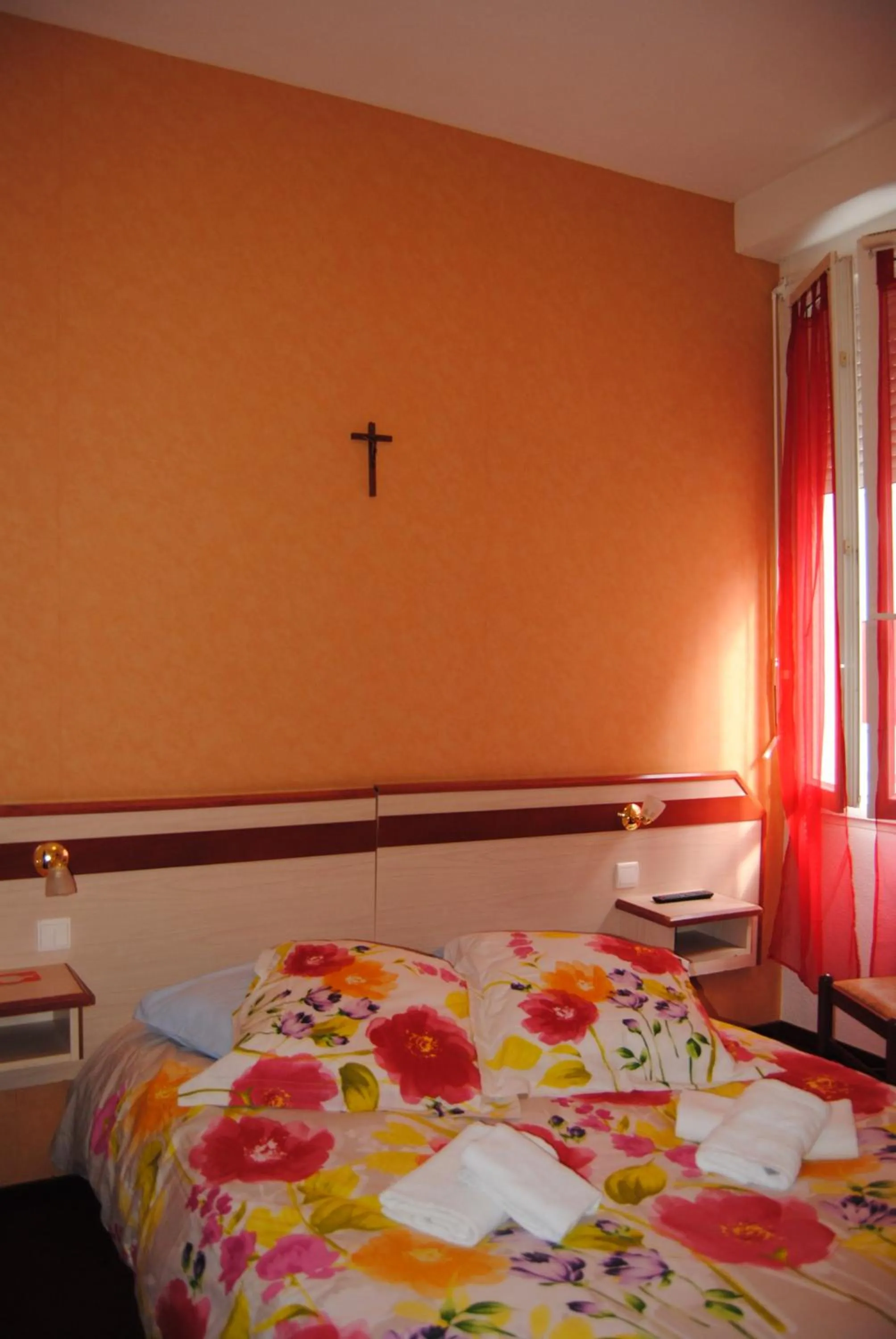 Bed in Hôtel Myosotis