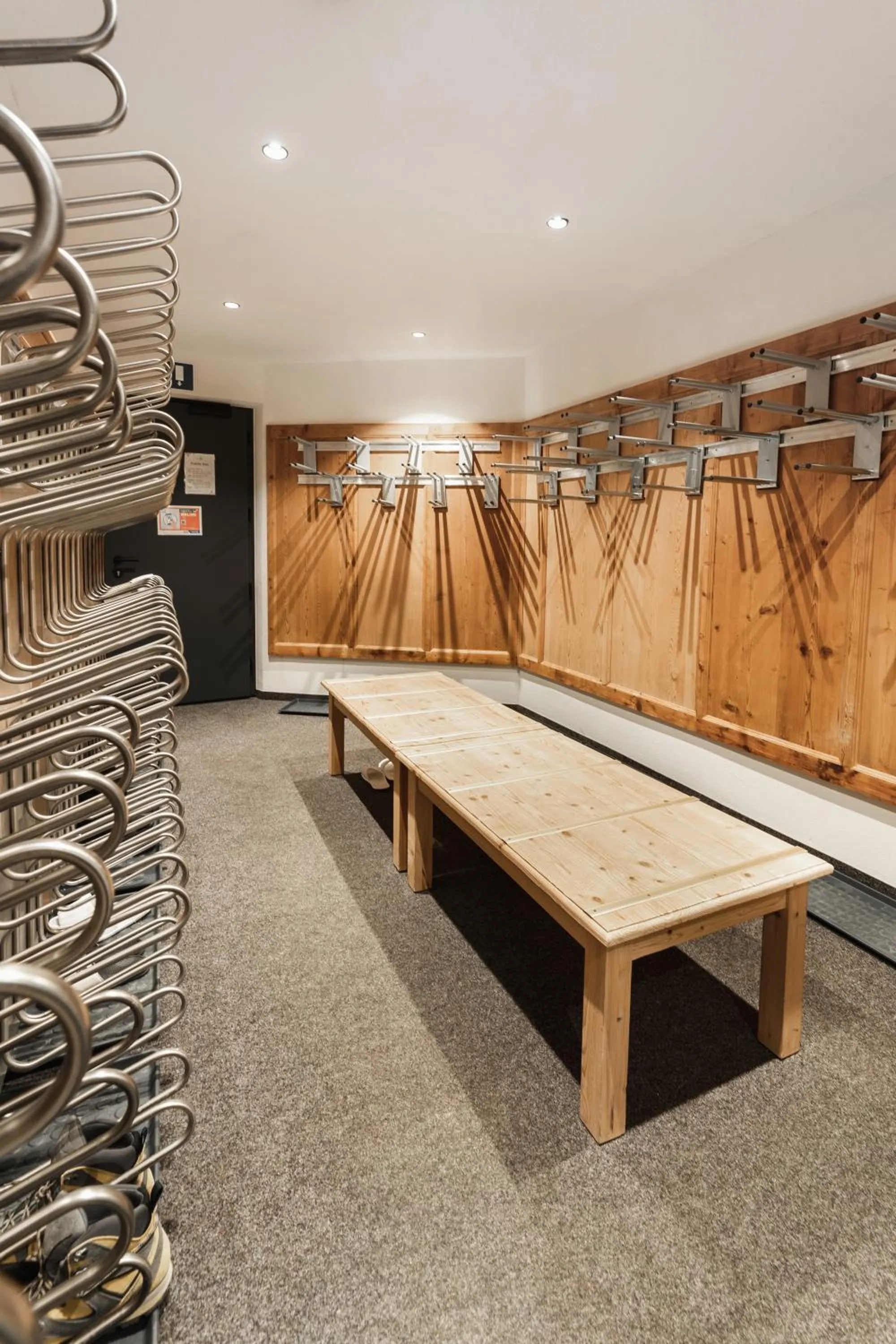 Skiing in La Cort My Dollhouse - Adults Only