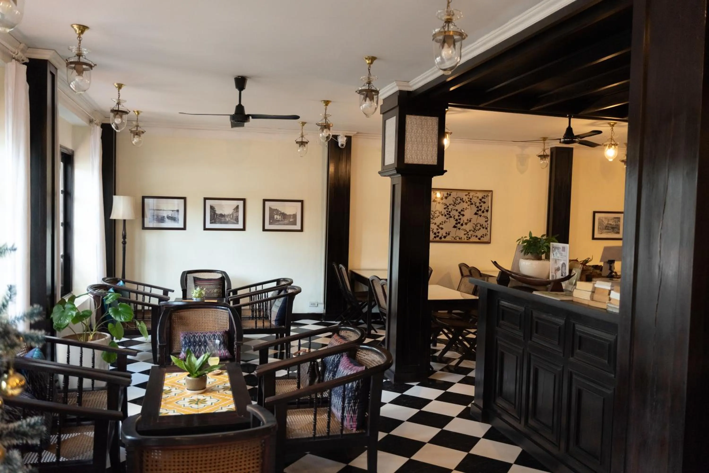 Restaurant/places to eat in Hotel Khamvongsa