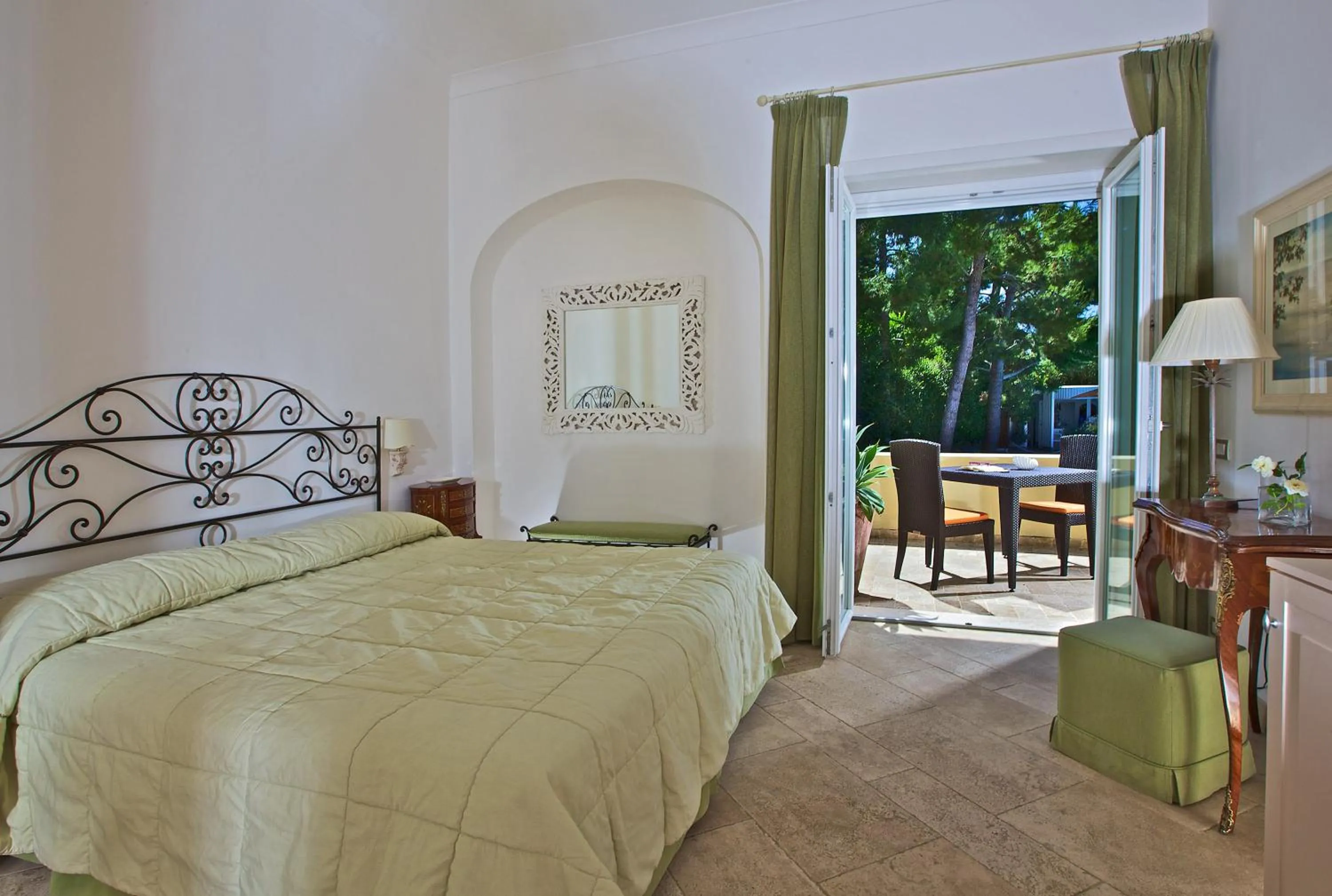 Photo of the whole room, Bed in Hotel Orsa Maggiore