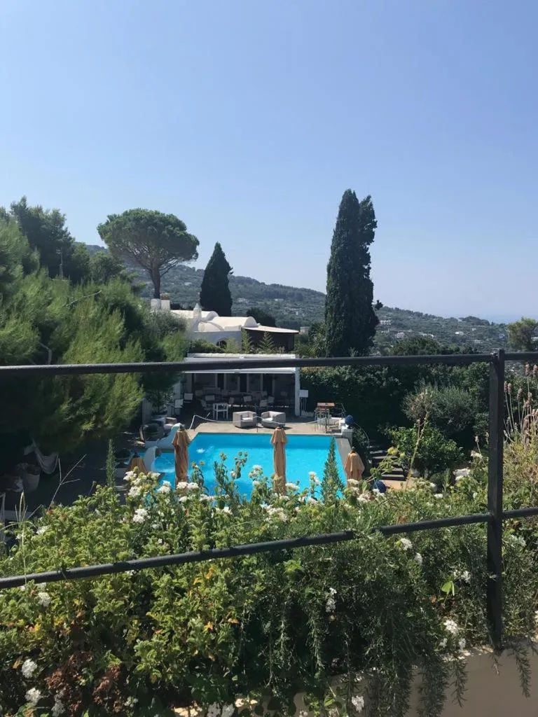 Facade/entrance in Hotel Orsa Maggiore