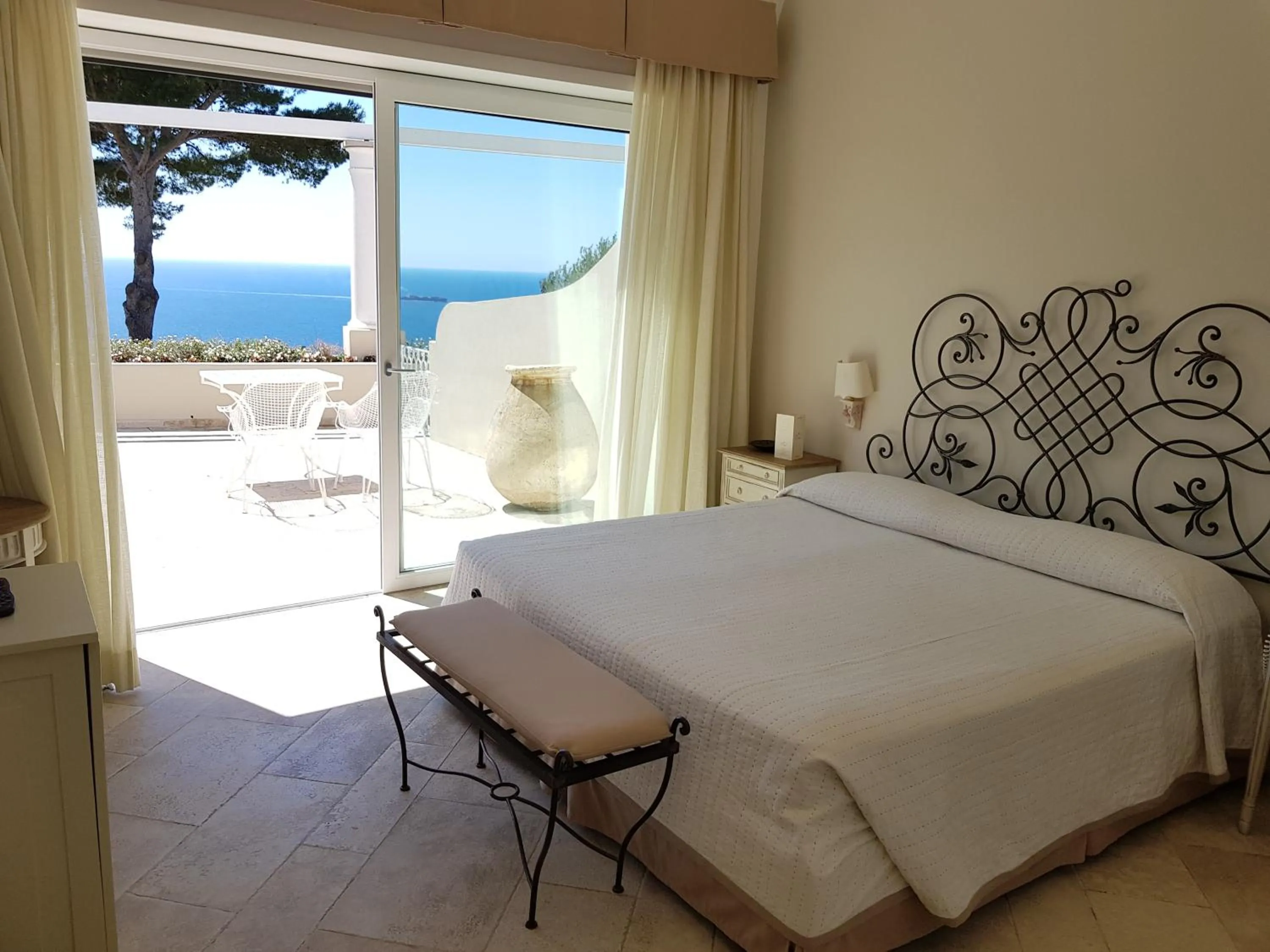 Bedroom, Bed in Hotel Orsa Maggiore