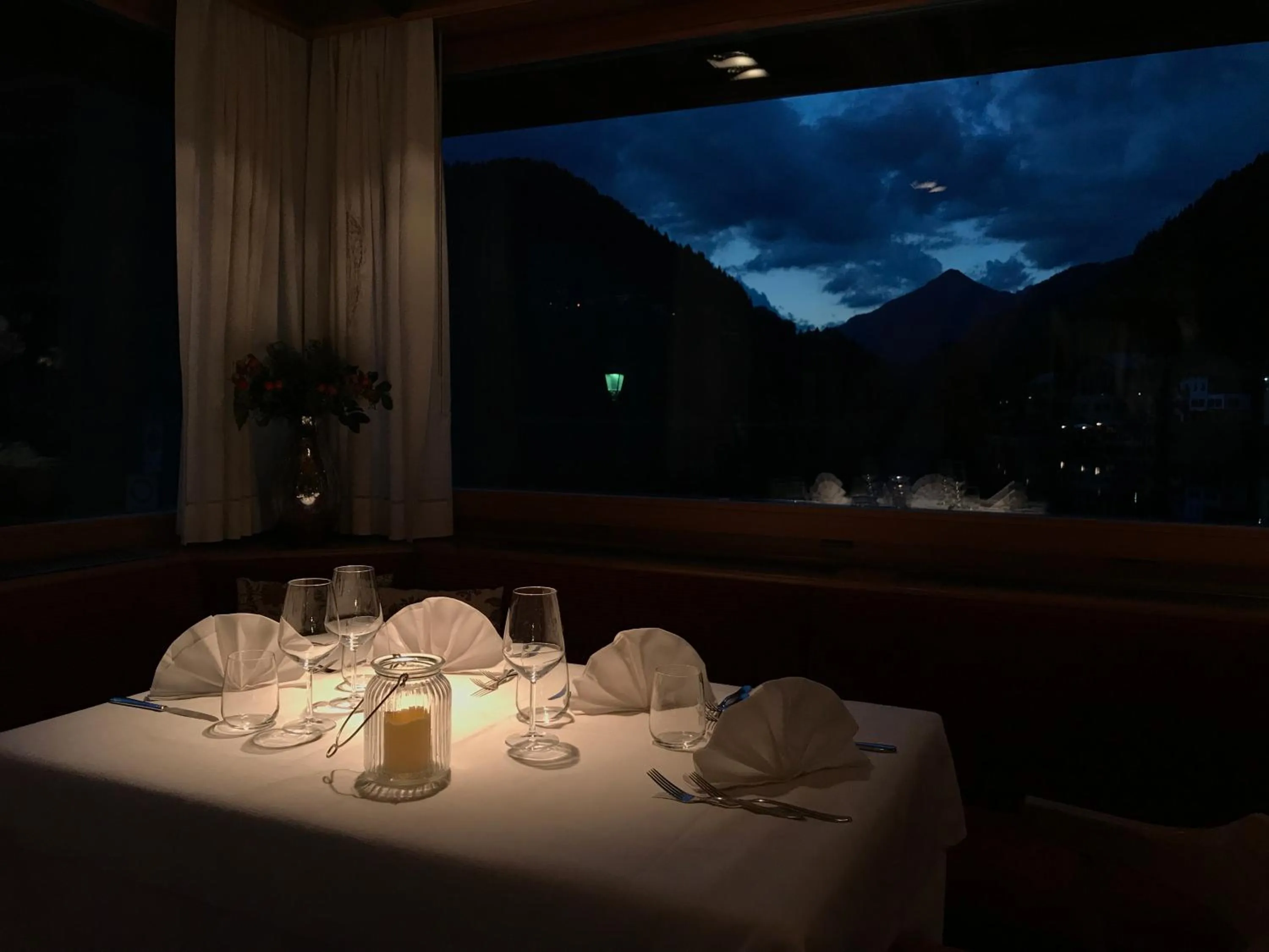 Restaurant/places to eat in Sporthotel Europa Sul Lago