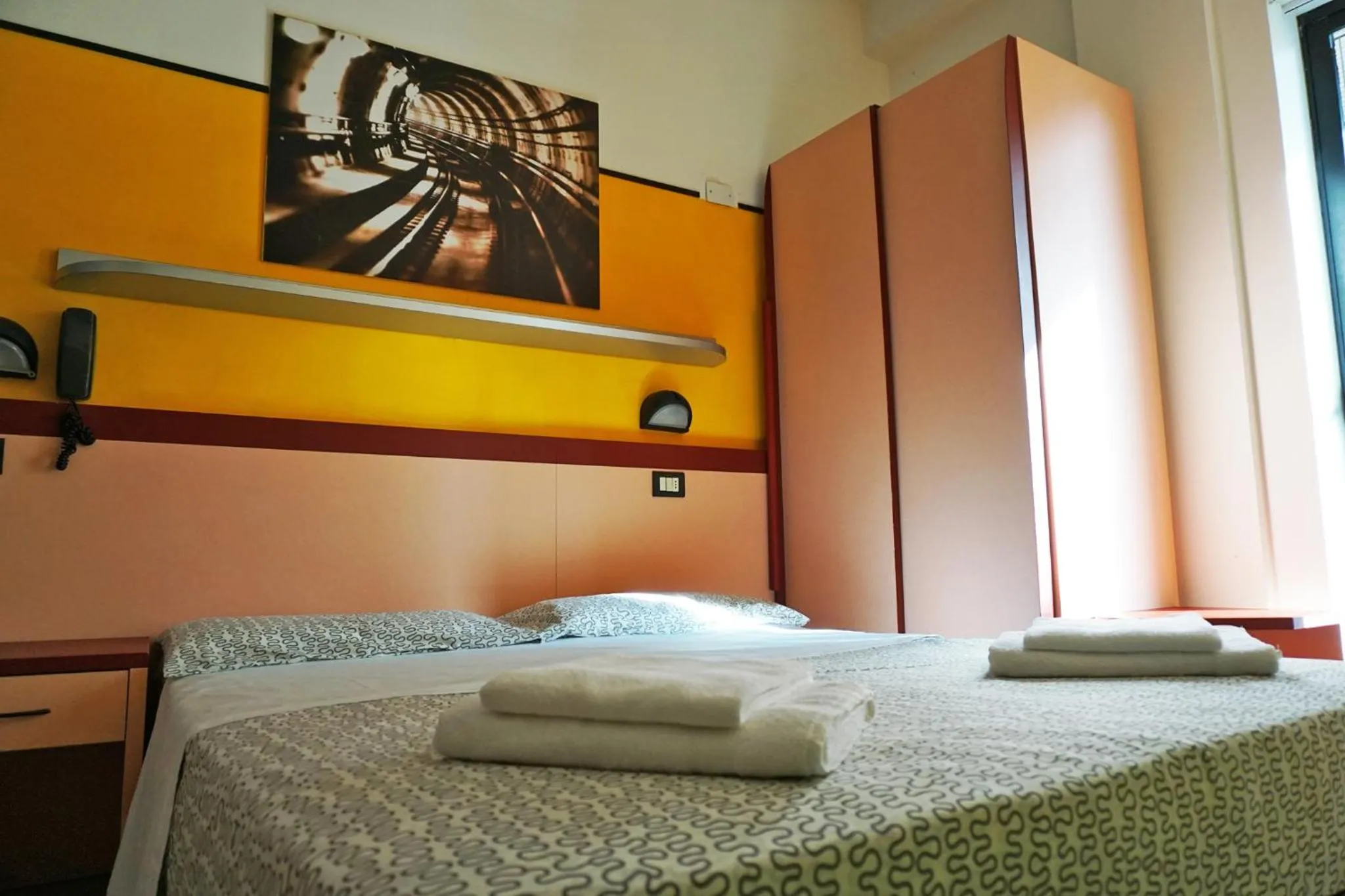Bed in Hotel Elba