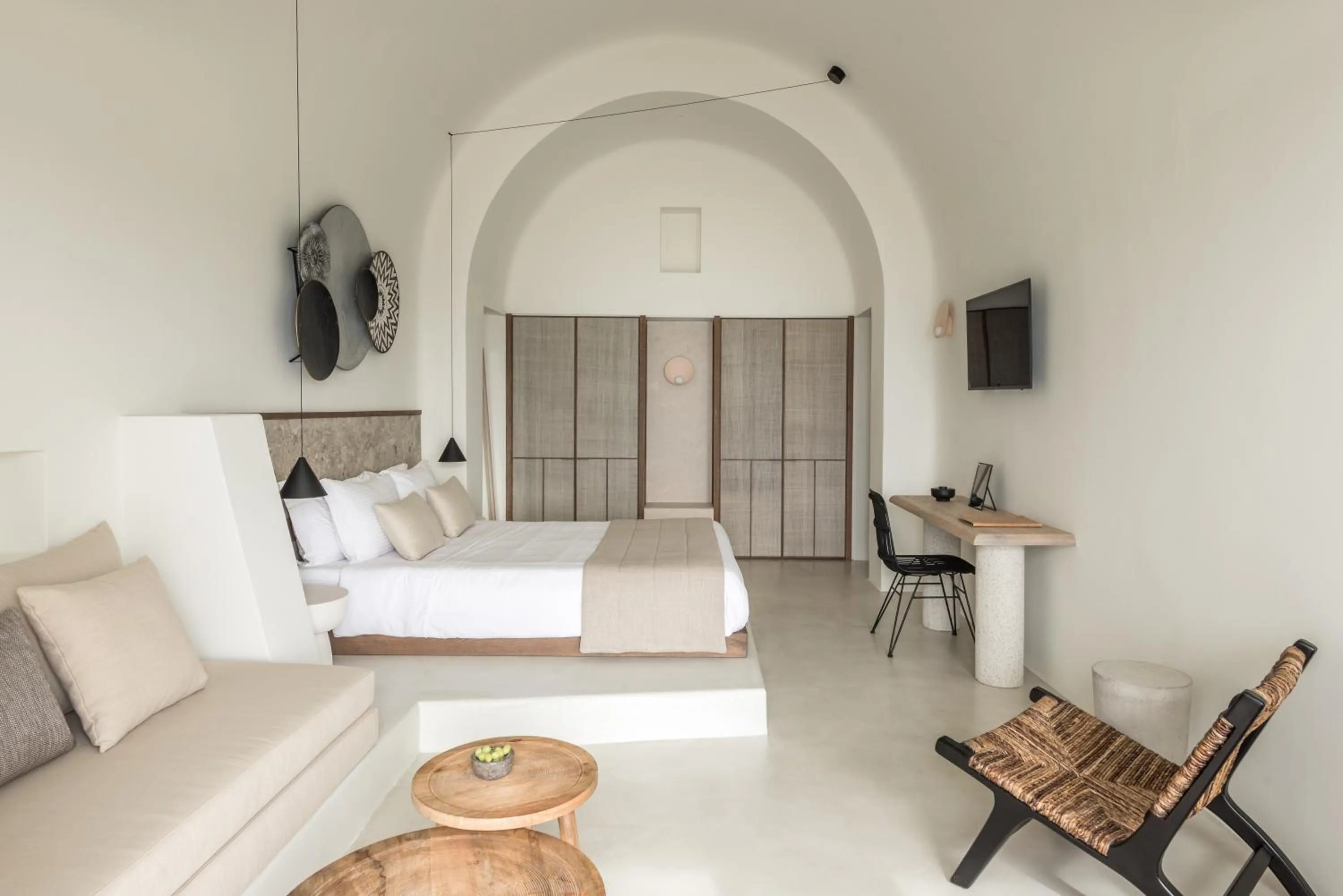 Photo of the whole room, Bed in Enigma Suites