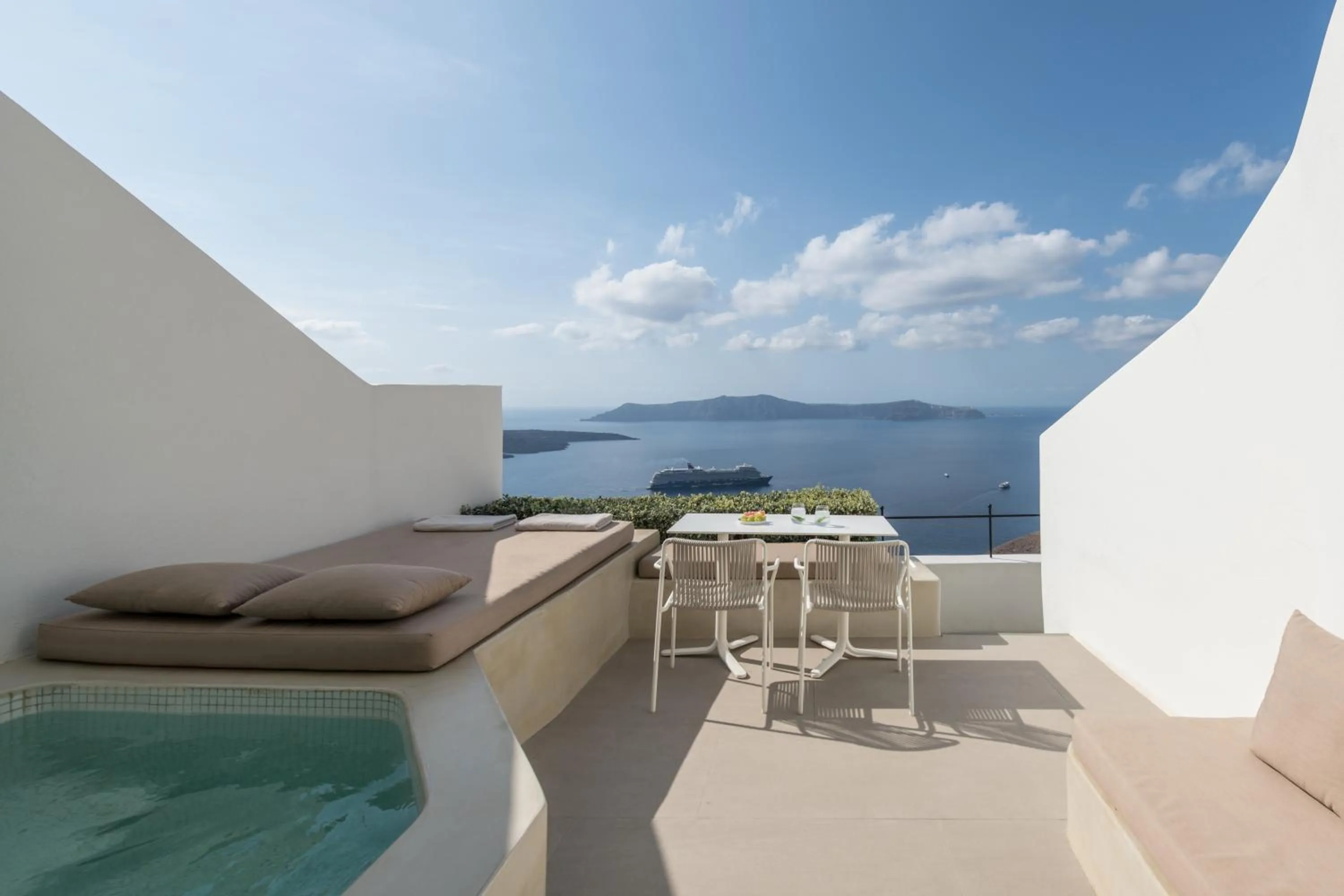 Hot Tub in Enigma Suites