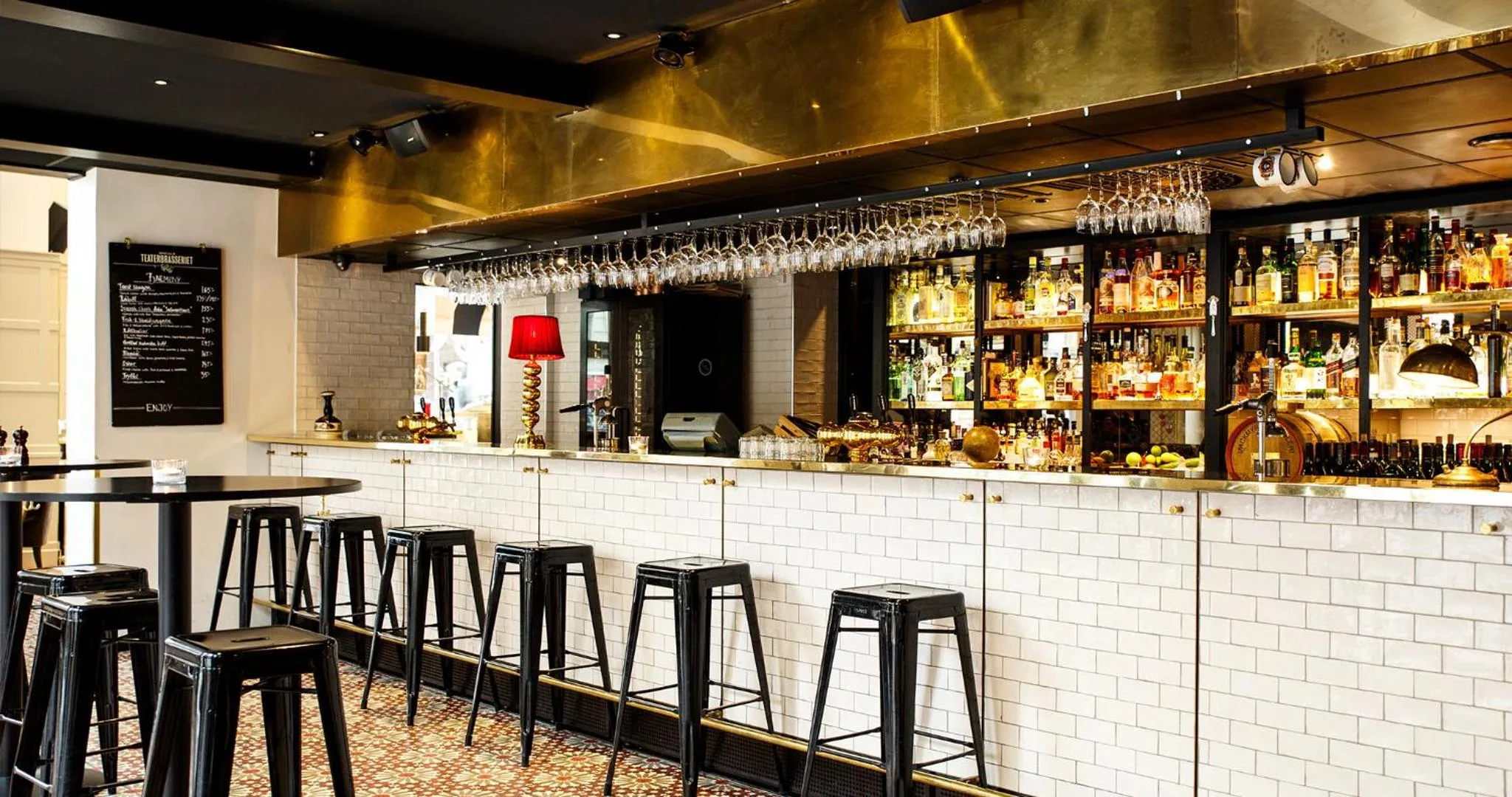 Restaurant/places to eat in Scandic Grand Central