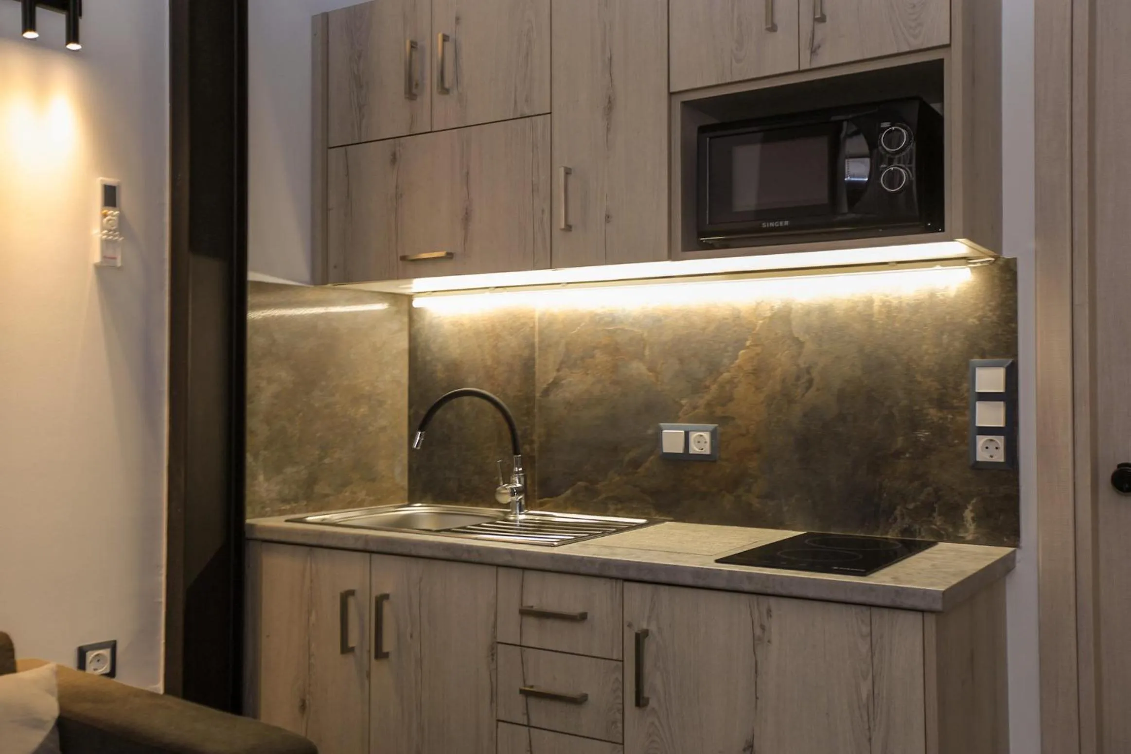 Kitchen or kitchenette in Medusa Apartments