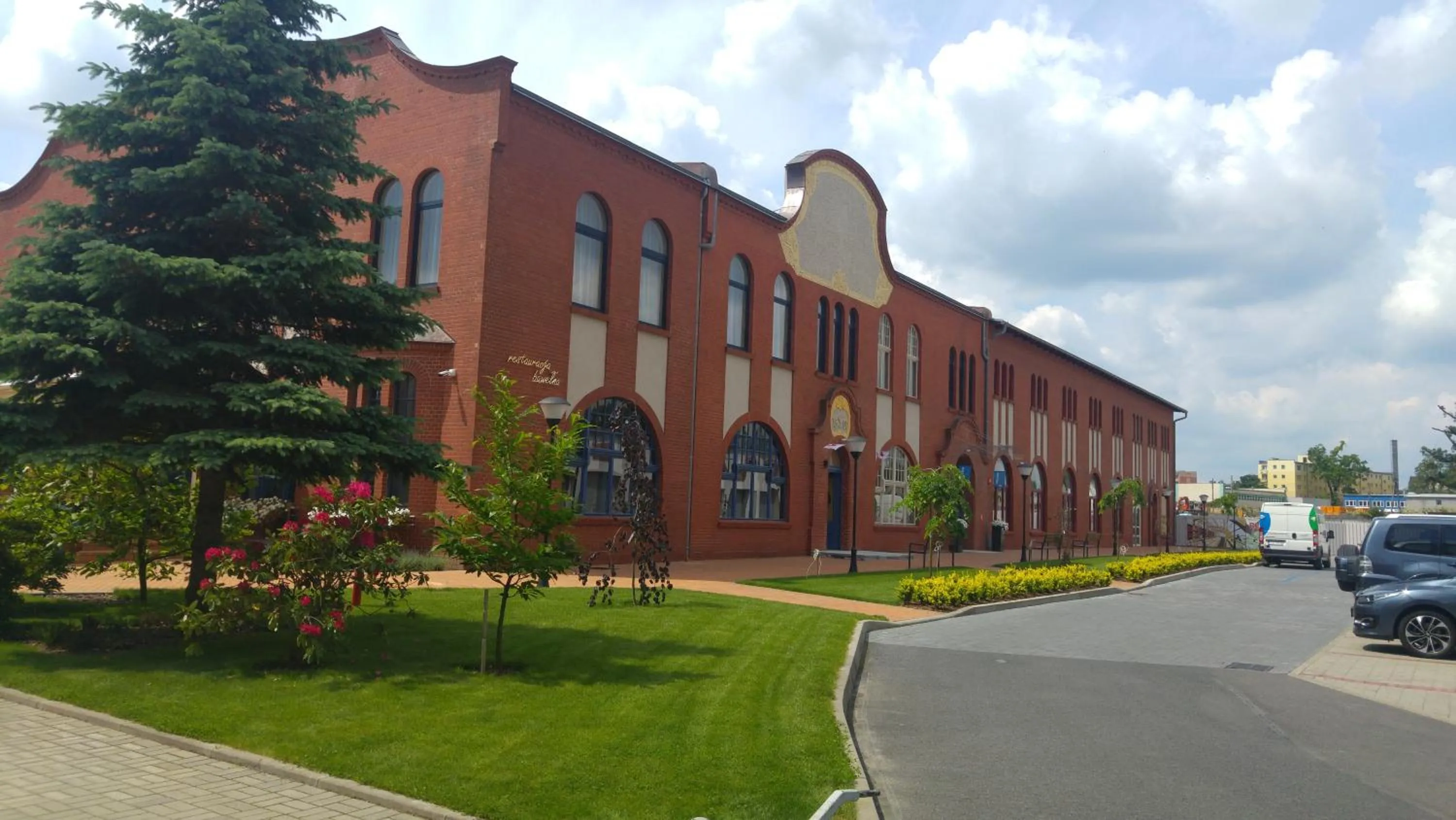 Property building in Glas-Hotel 4*