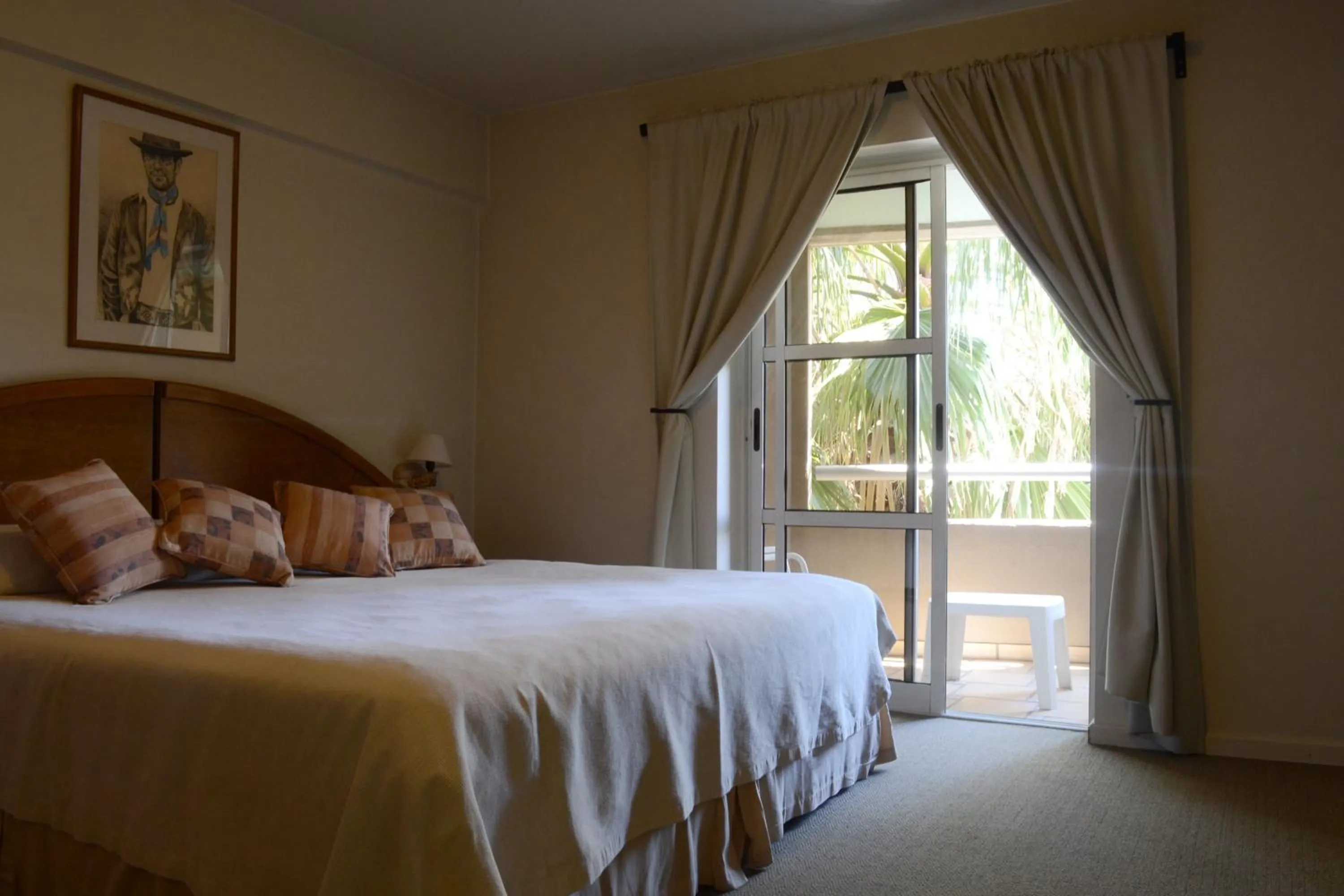 Bed in Apart Hotel Maue