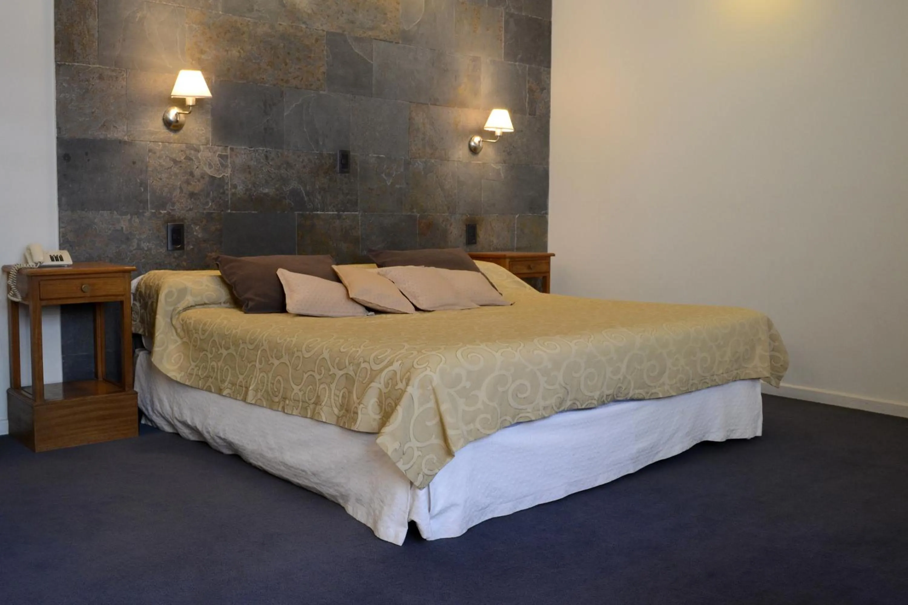 Bed in Apart Hotel Maue