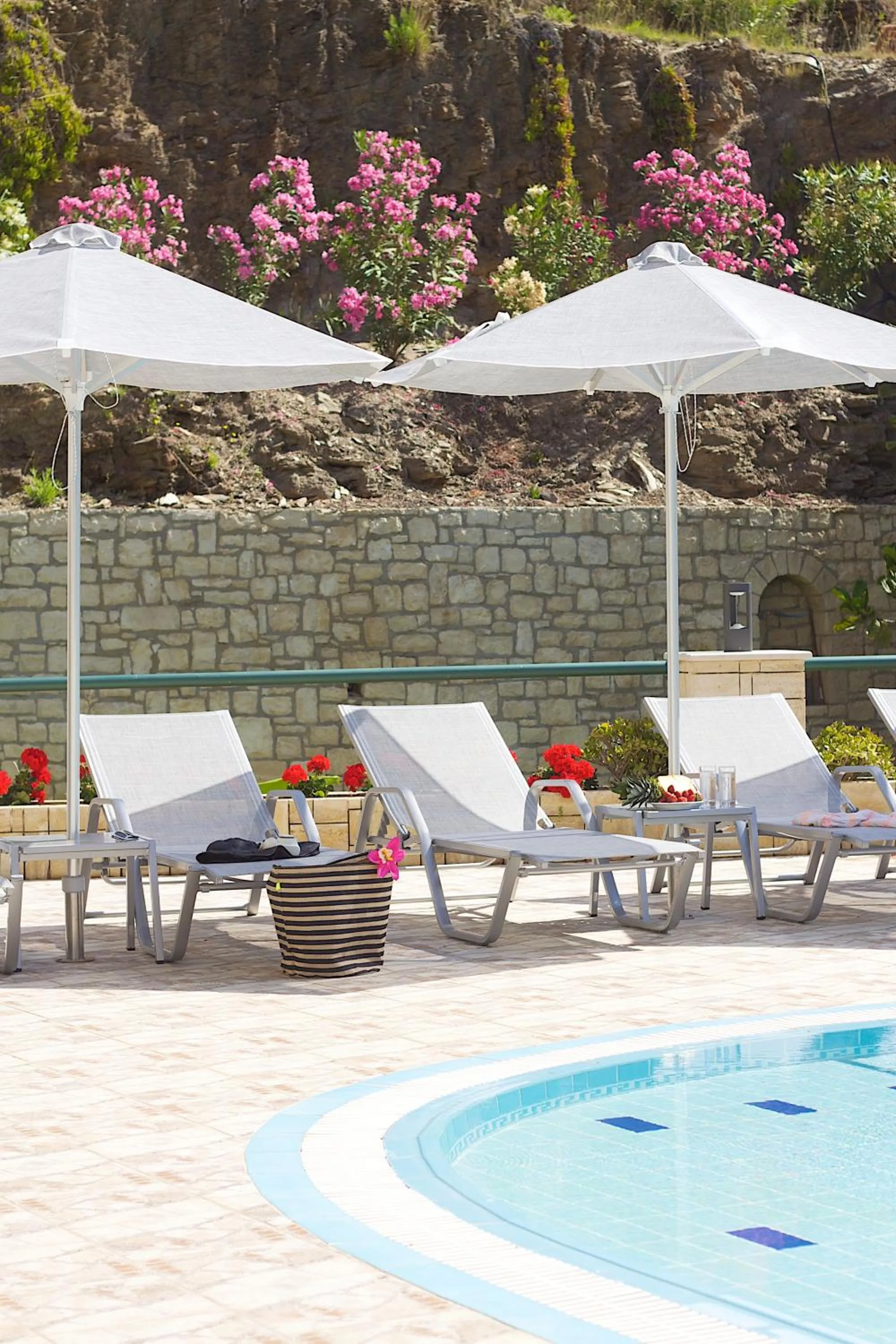 Swimming pool in Amalia Apartments