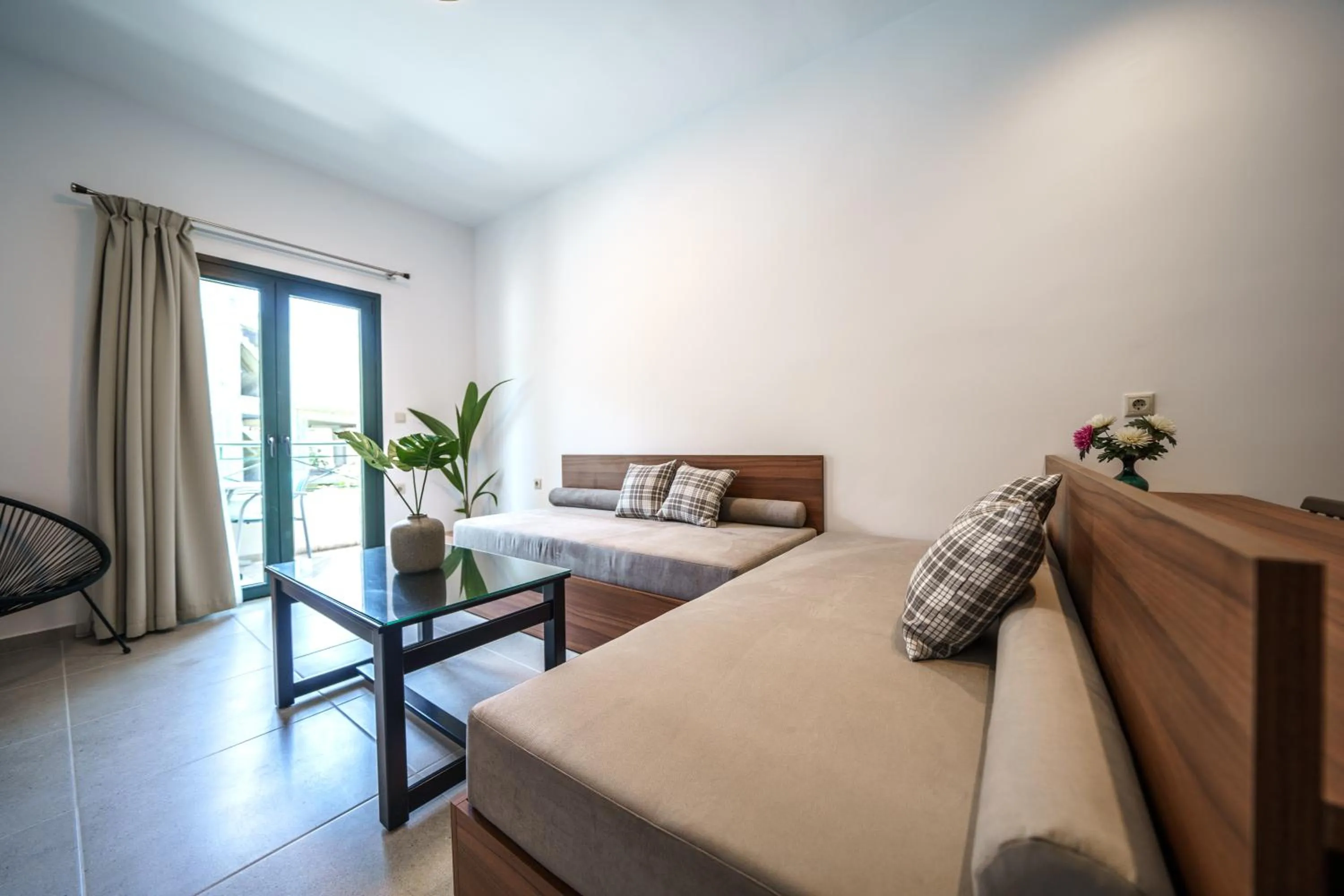 Living room, Bed in Amalia Apartments