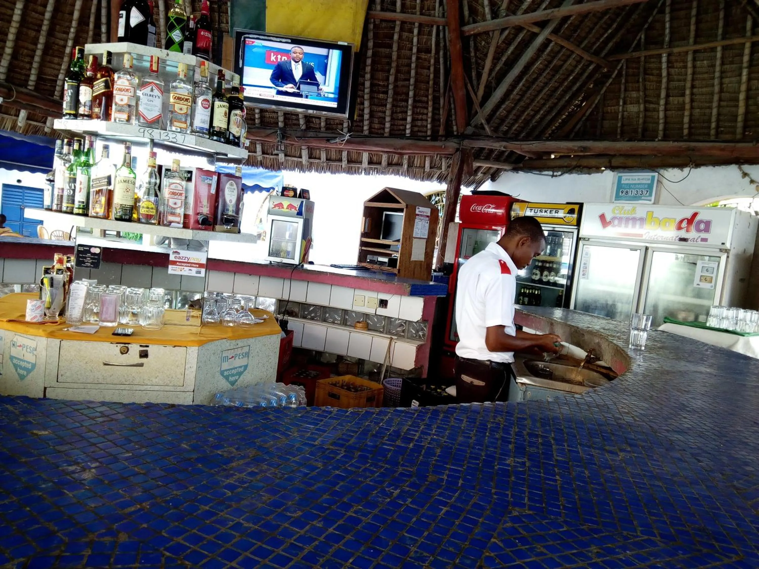 Restaurant/places to eat in Lambada Holiday Resort Mombasa