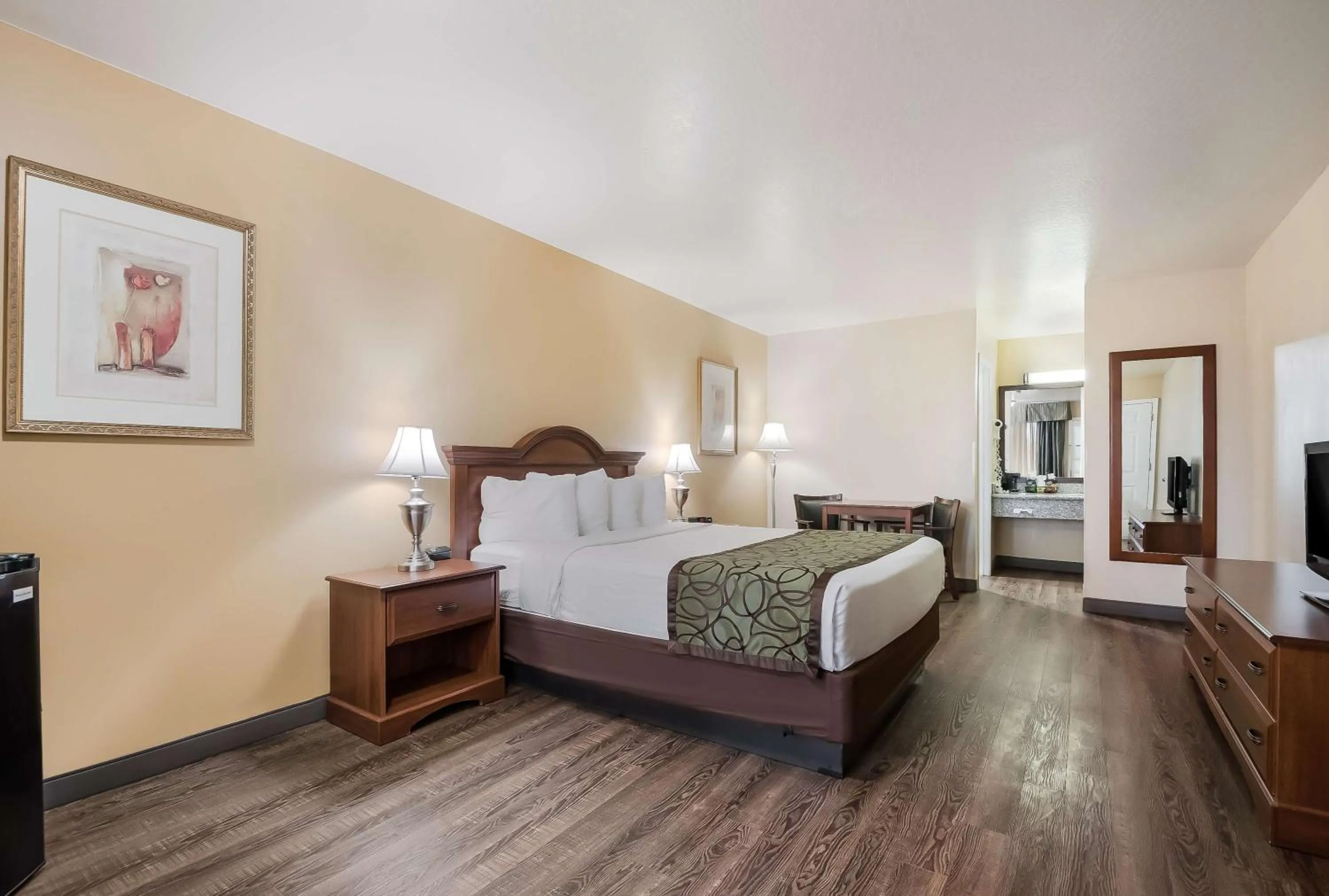 Bedroom, Bed in SureStay Hotel by Best Western Fernley
