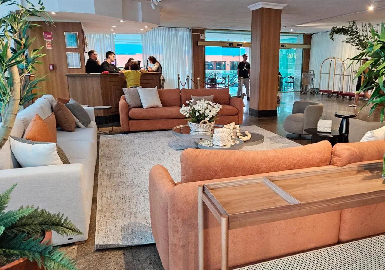 Lobby or reception in Hotel Nacional Inn Poços de Caldas - Lazer completo e Gastronomia no Centro