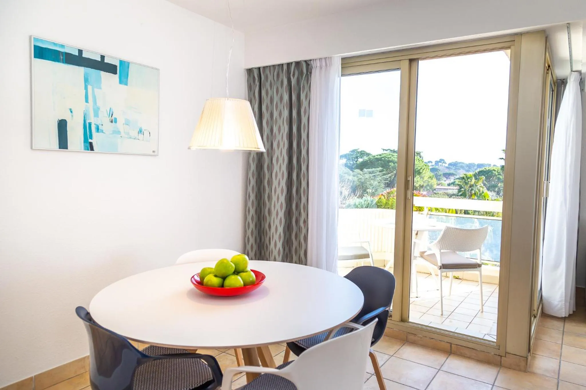 Dining area in Hapimag Apartments Antibes