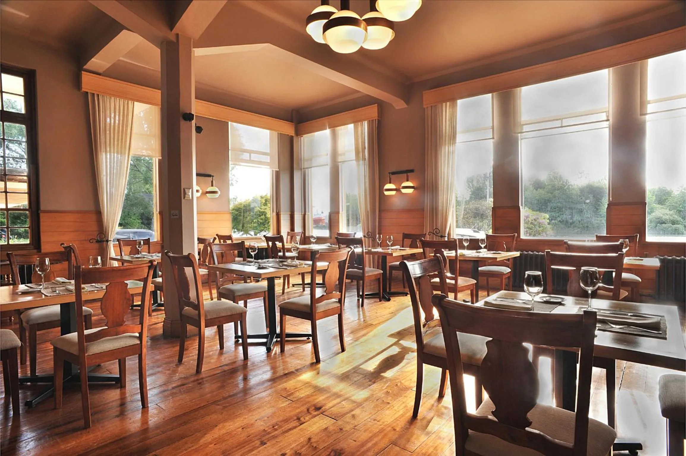 Restaurant/places to eat in Hotel Naguilan