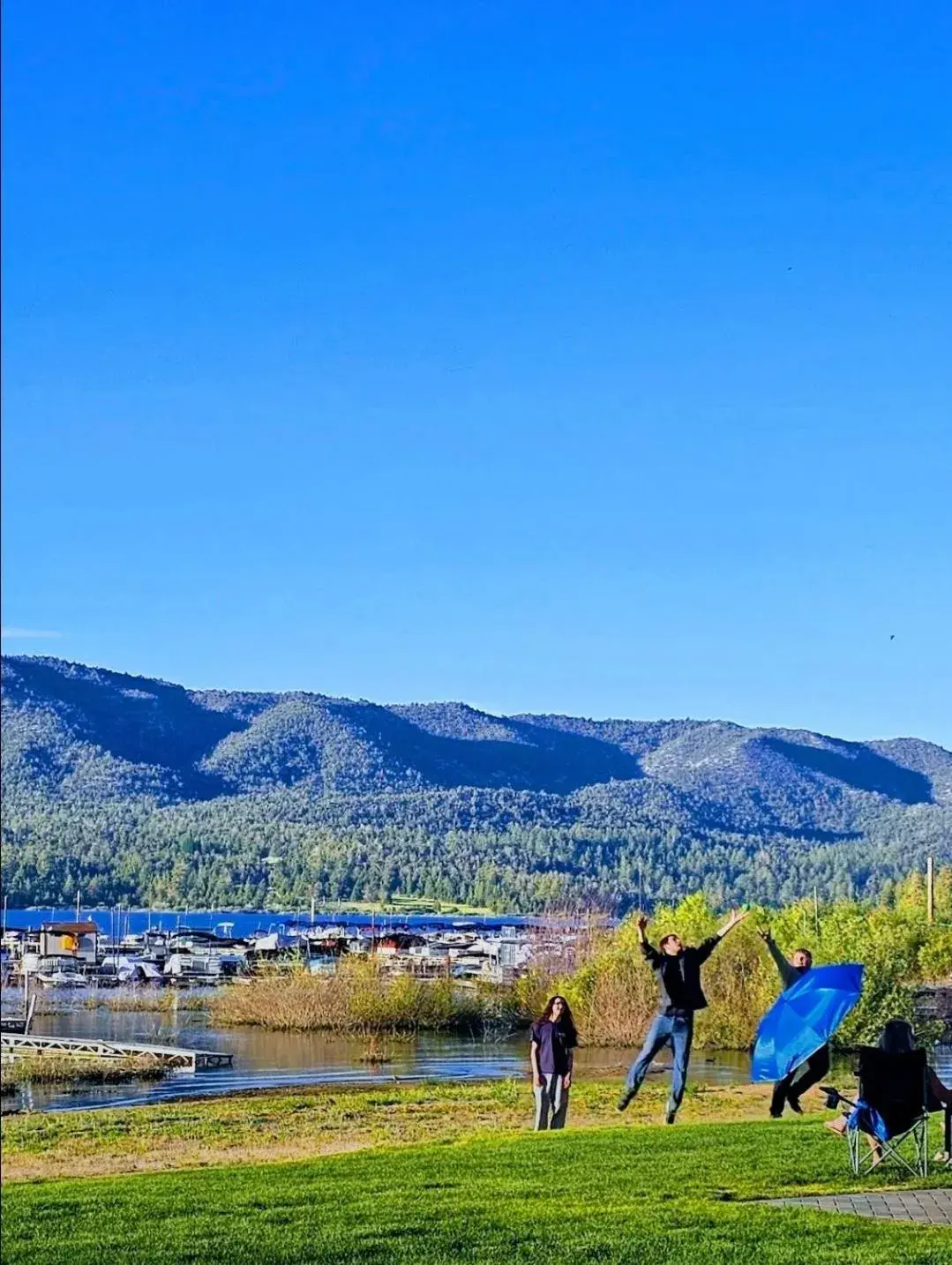 Queen Studio in Big Bear Frontier Queen Studio in Big Bear Frontier