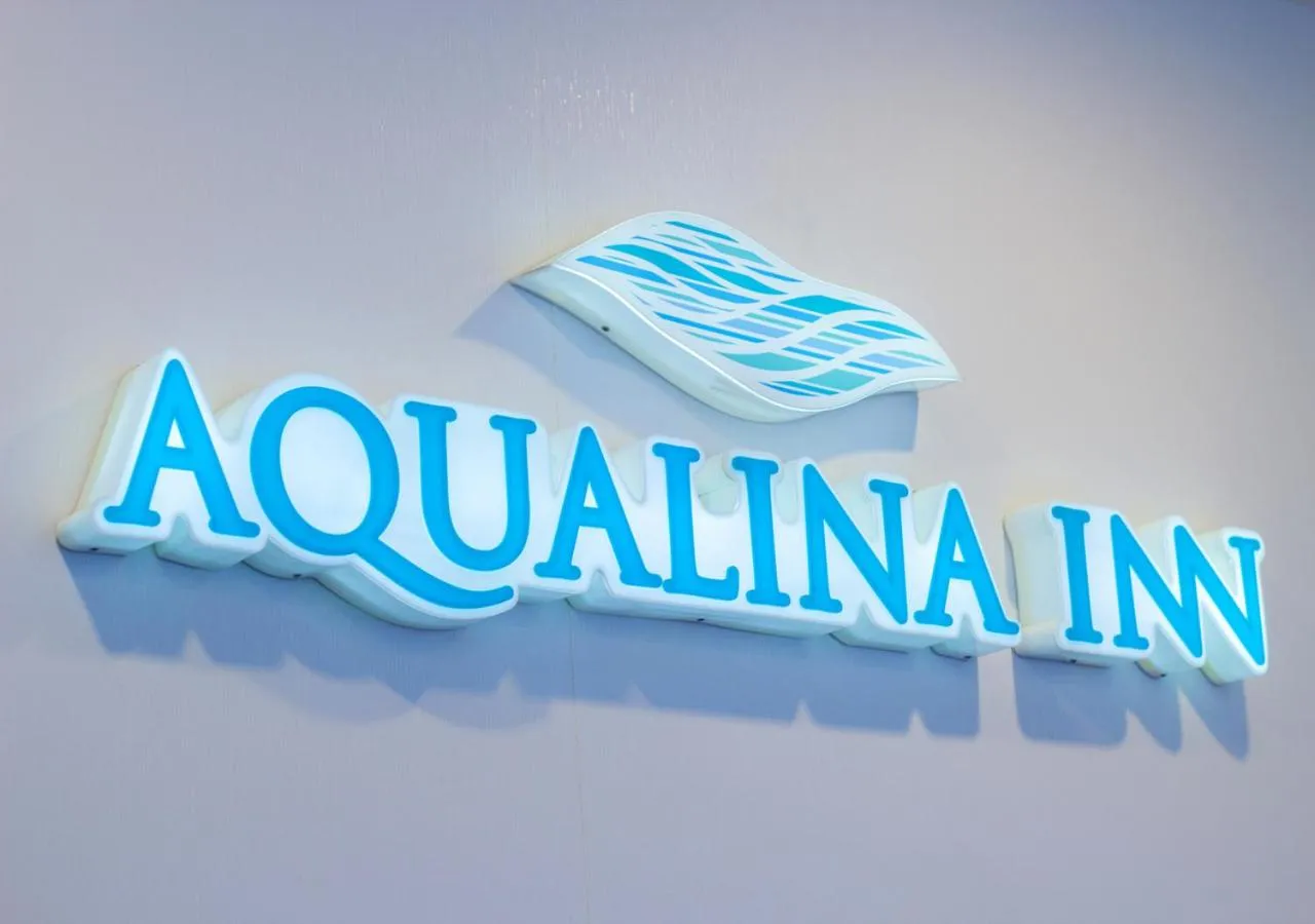 Logo/Certificate/Sign in Aqualina Inn