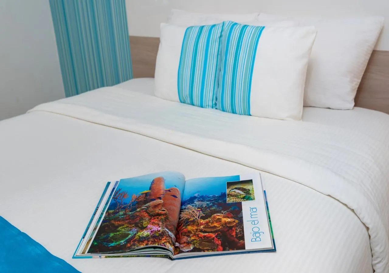 View (from property/room), Bed in Aqualina Inn