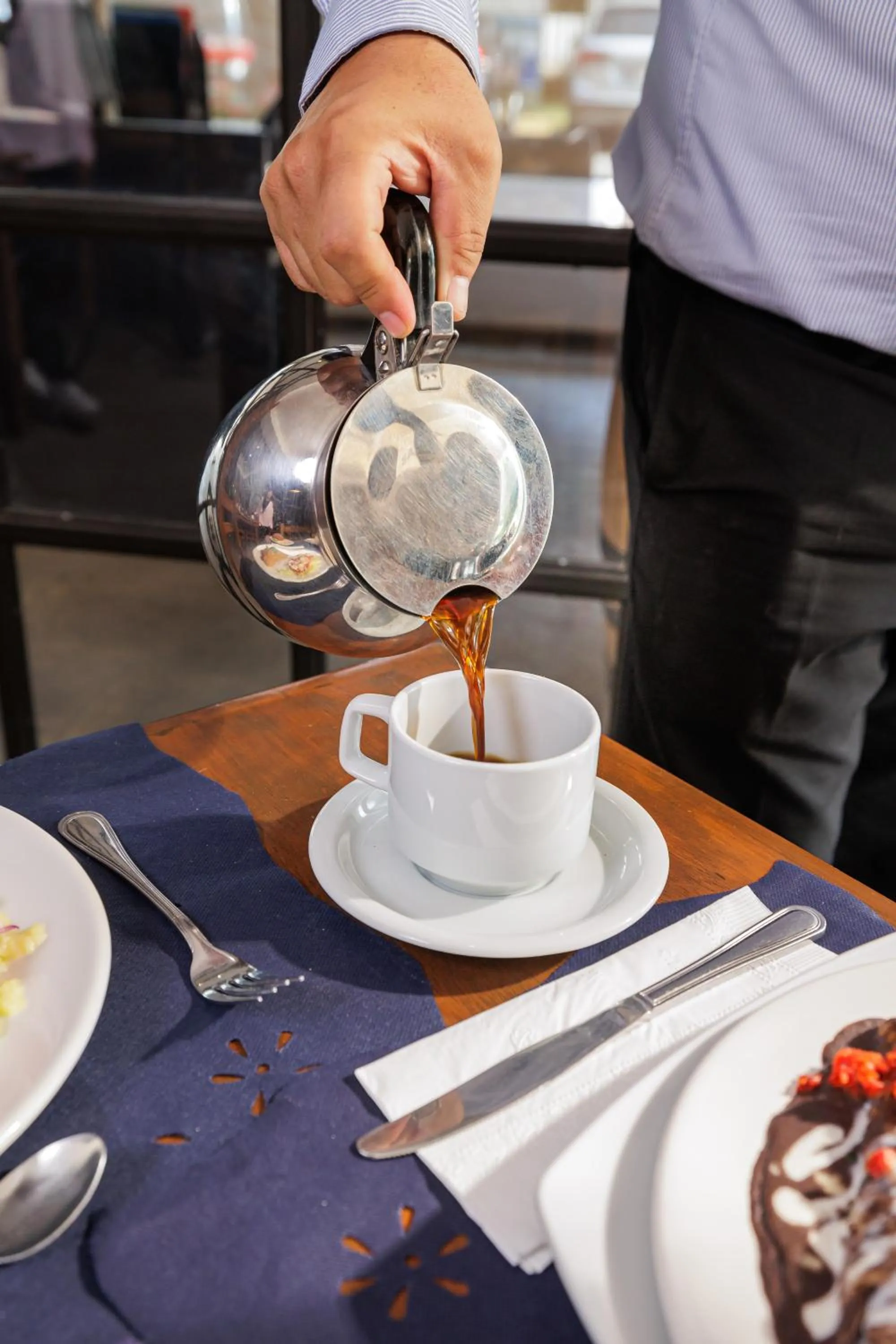 Restaurant/places to eat in Hotel Suites México Plaza León Campestre