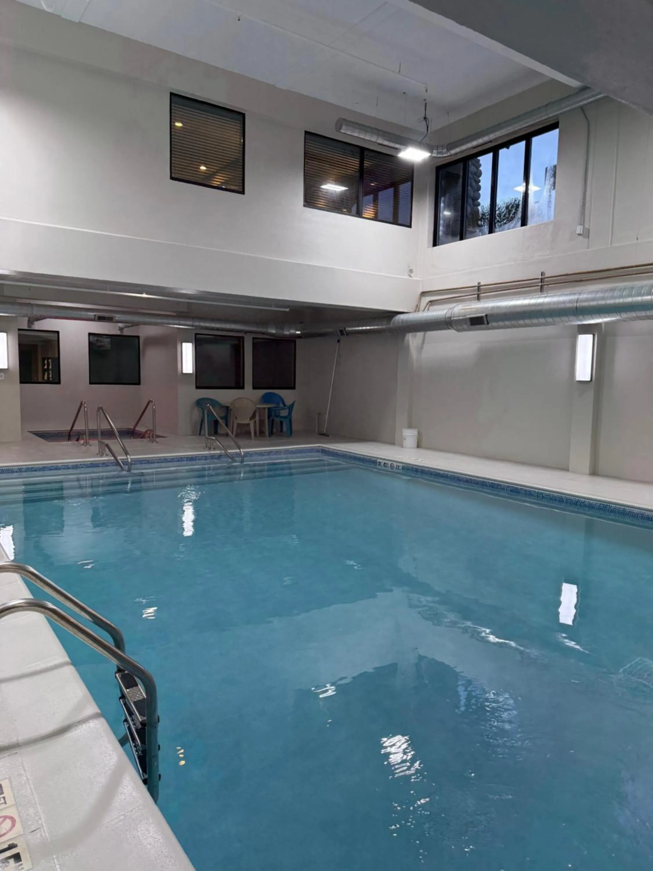 Pool view in Beachfront Hotel Houghton Lake