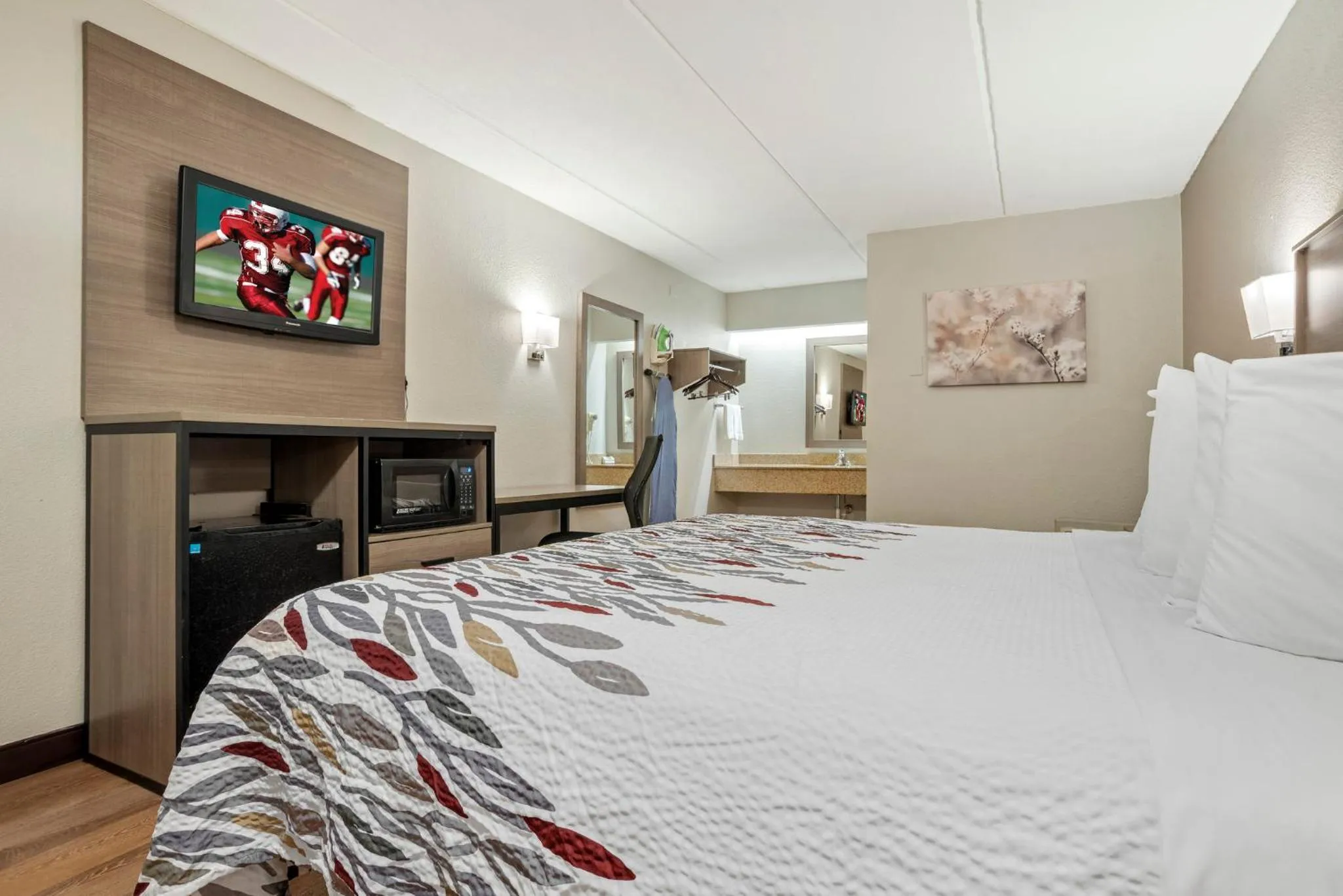 Bedroom, Bed in Red Roof Inn West Monroe