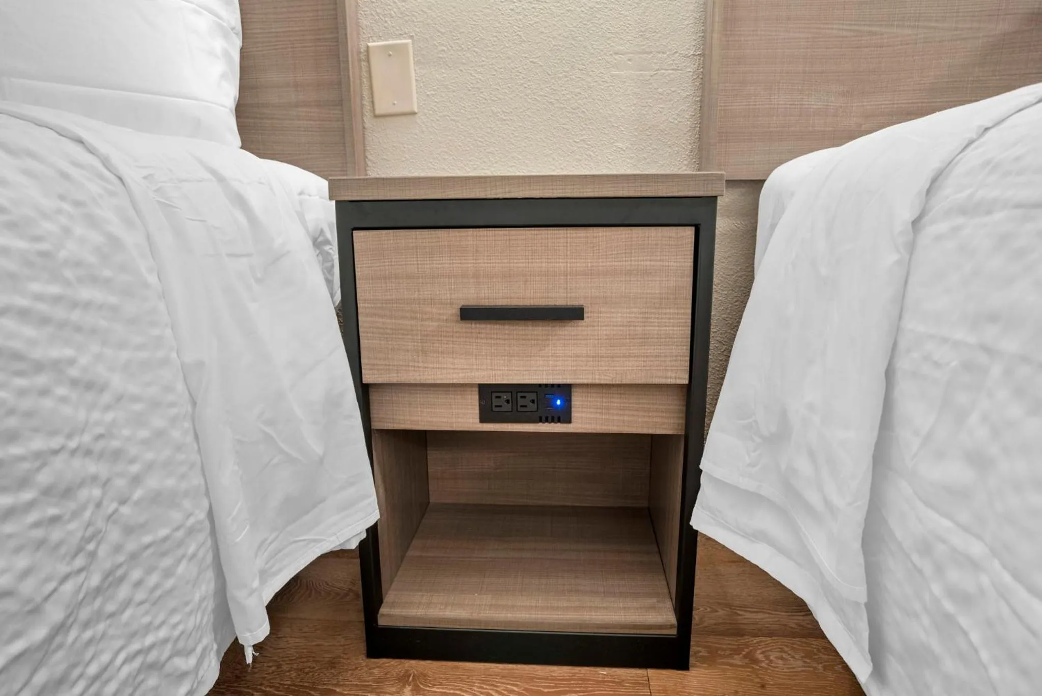 Photo of the whole room, Bed in Red Roof Inn West Monroe