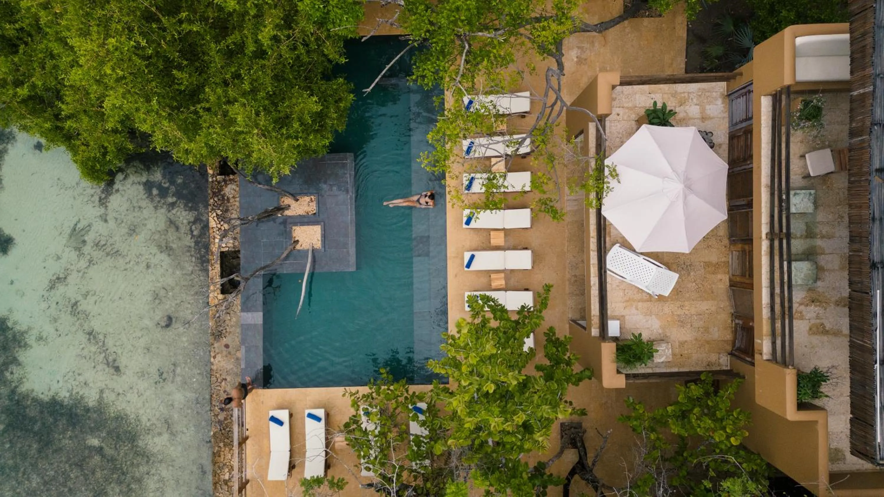 Property building in Hotel Las Islas