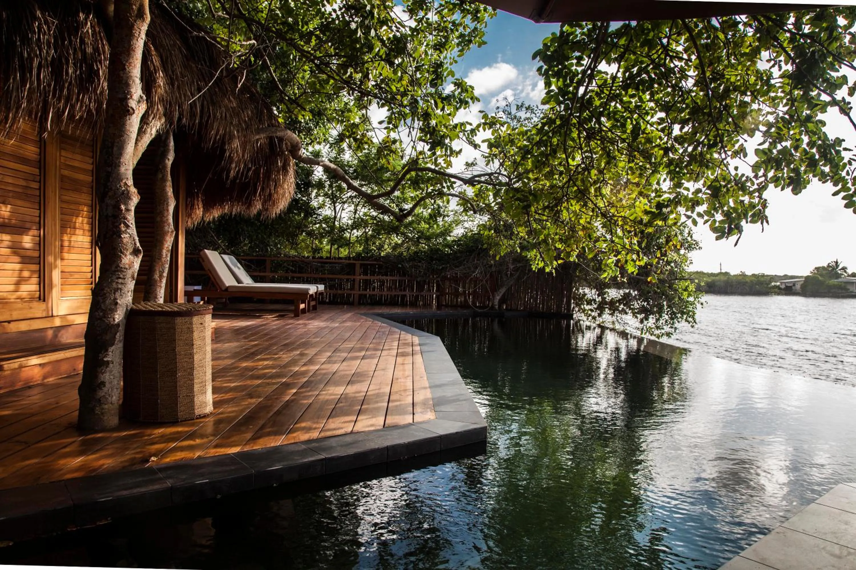 Swimming pool in Hotel Las Islas