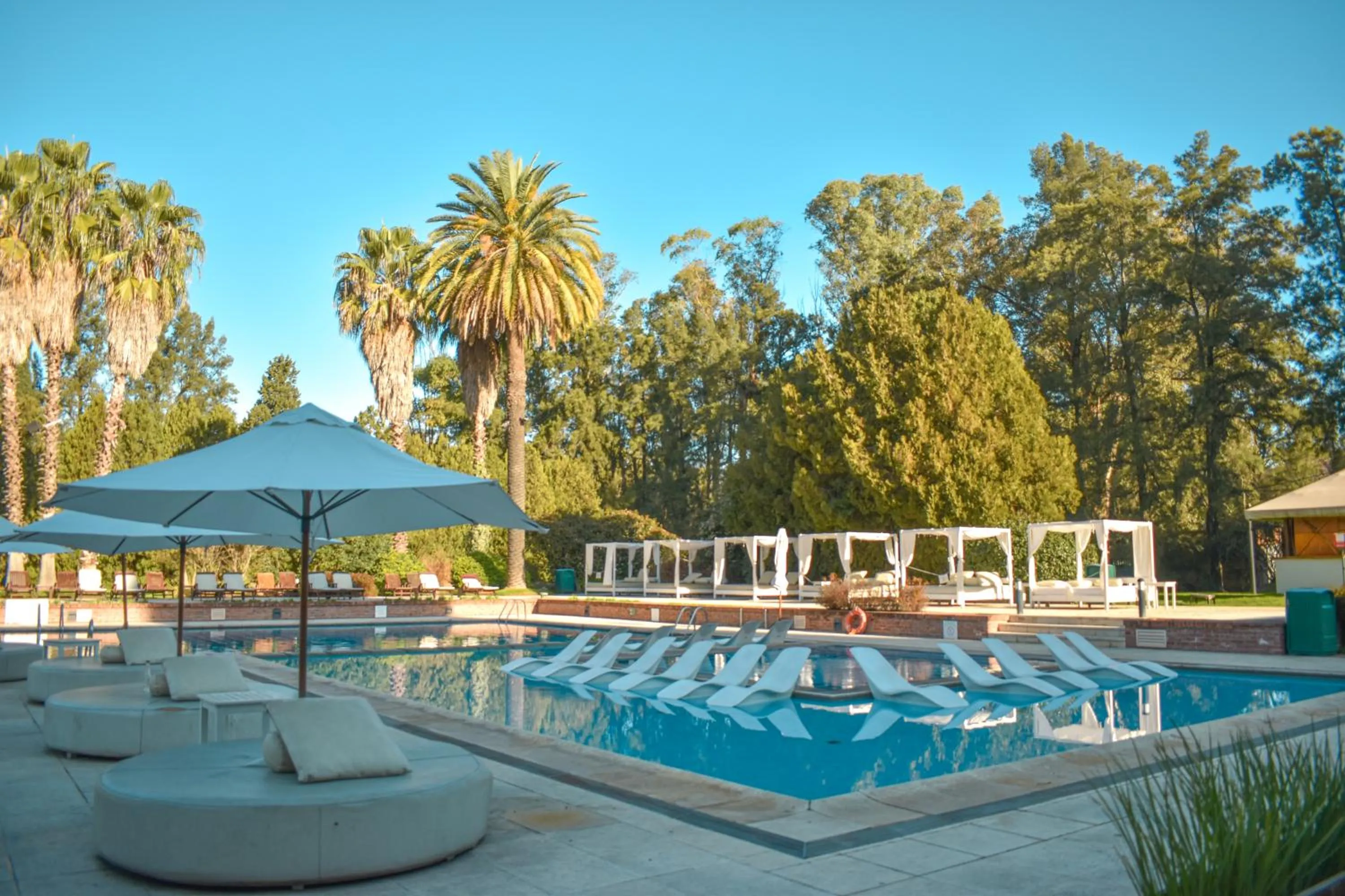 Day in Sheraton Pilar Hotel & Convention Center