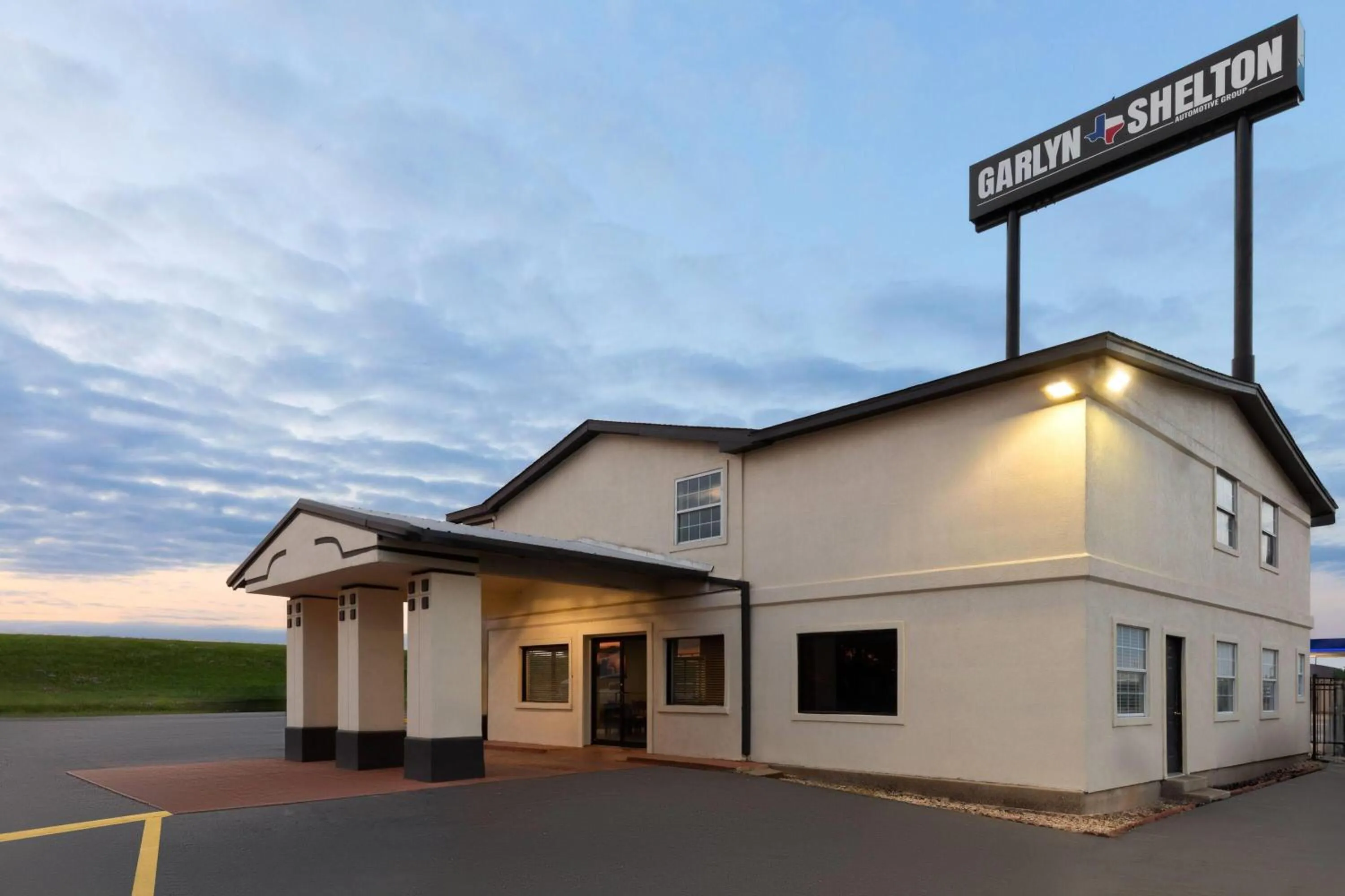 Property building in Super 8 by Wyndham Temple S General Bruce