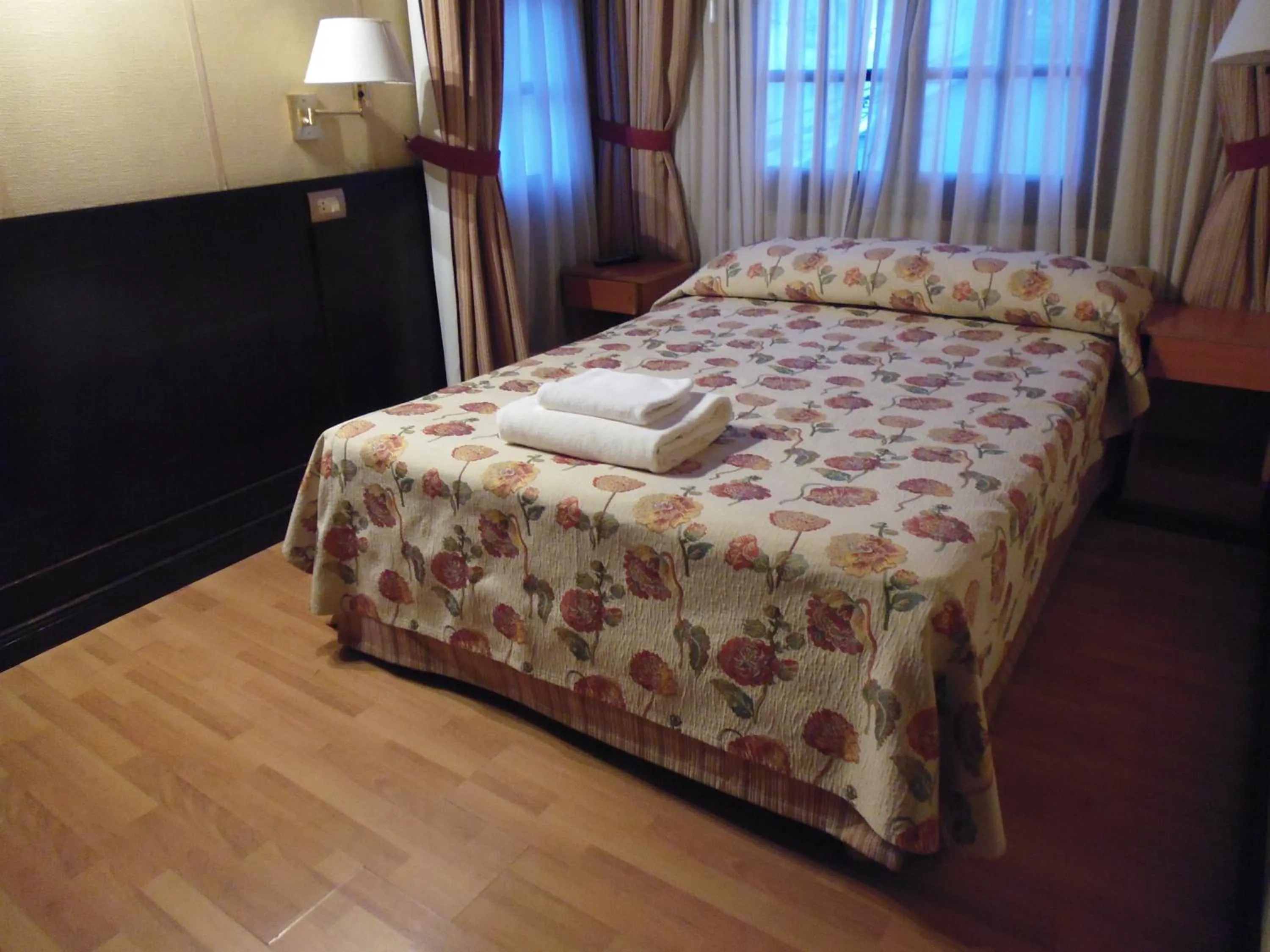 Bed in Hotel Villa Brescia