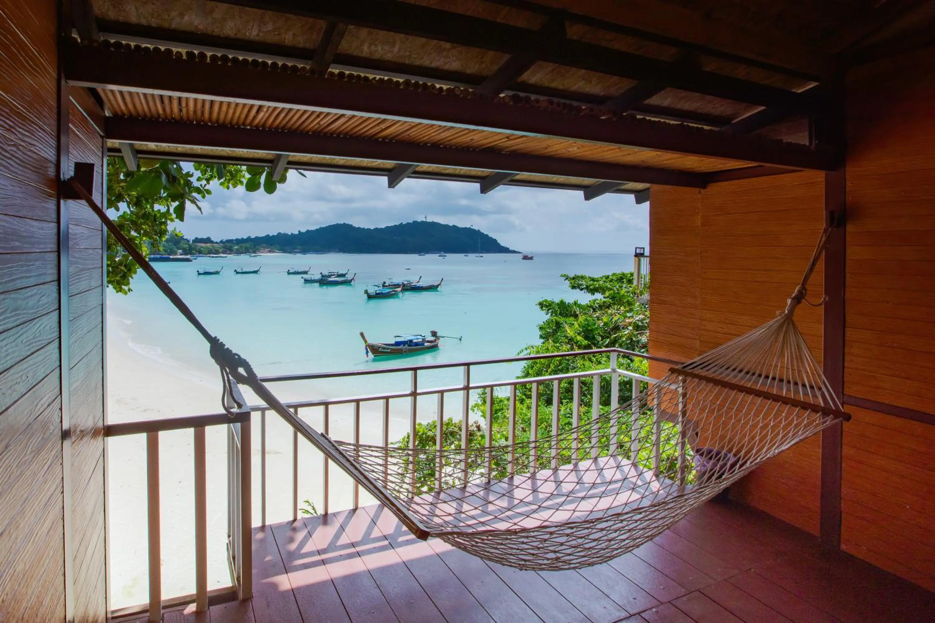 Day in Chareena Hill Beach Resort