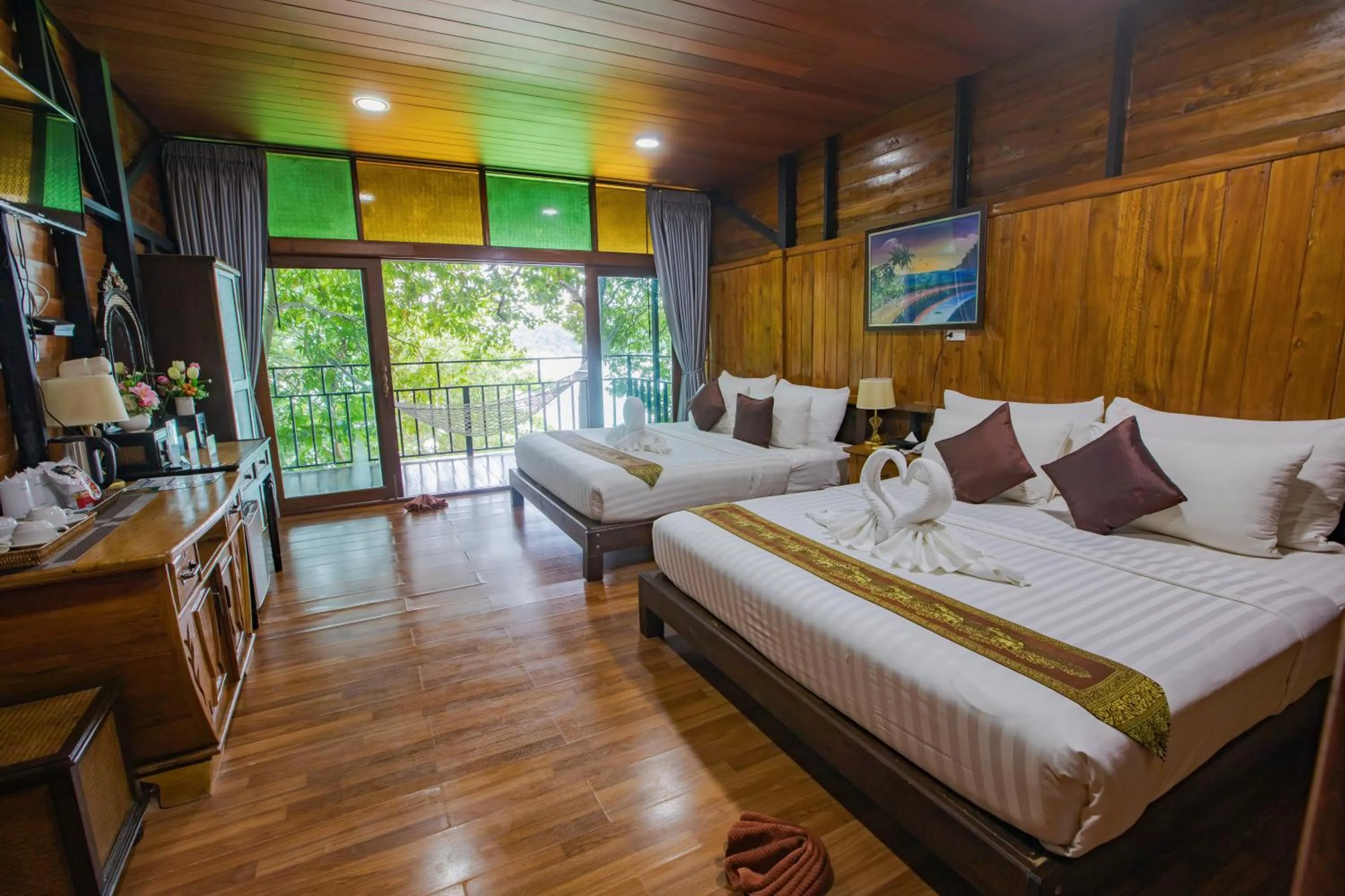 Bed in Chareena Hill Beach Resort