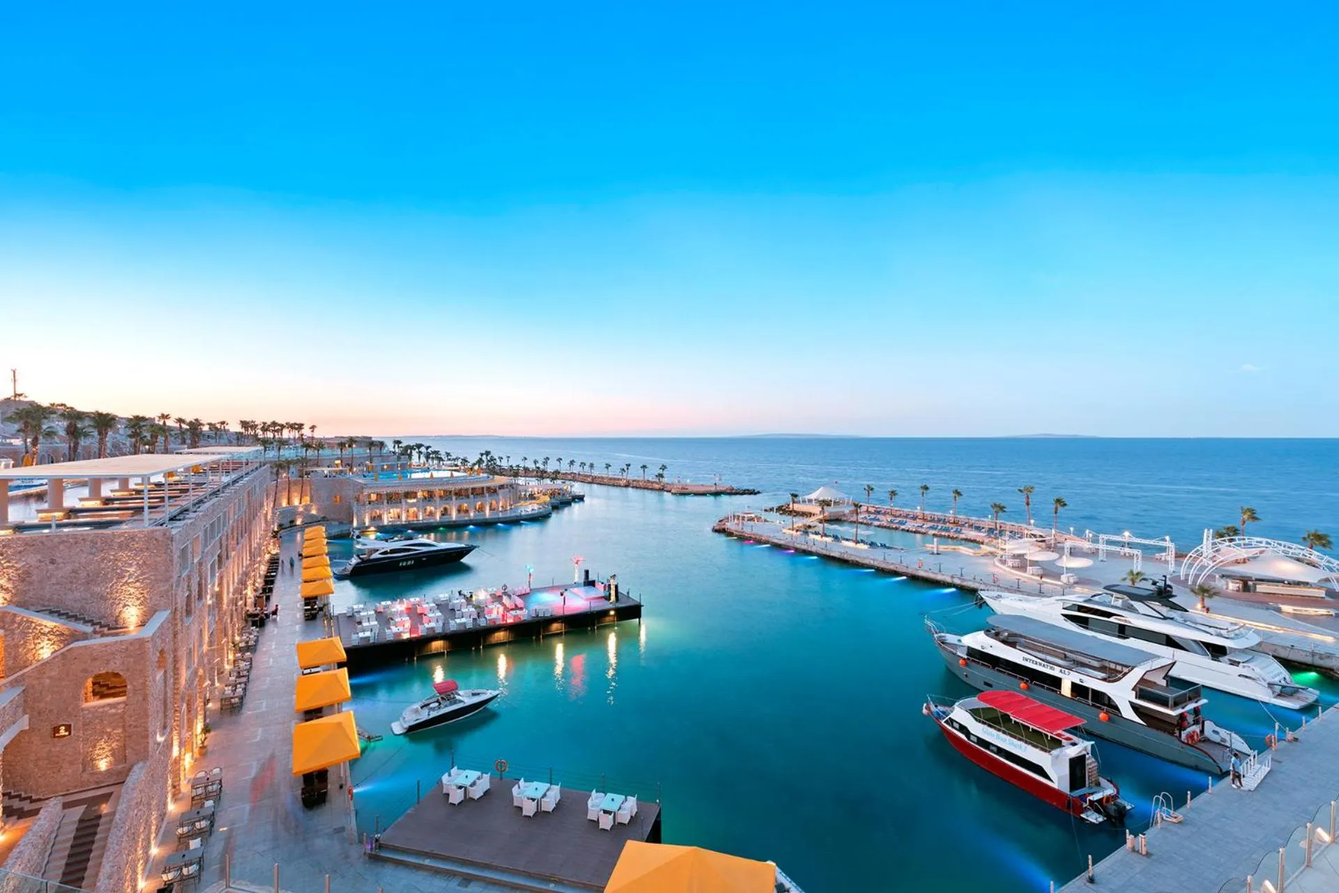 Property building in Pickalbatros Citadel Resort Sahl Hasheesh