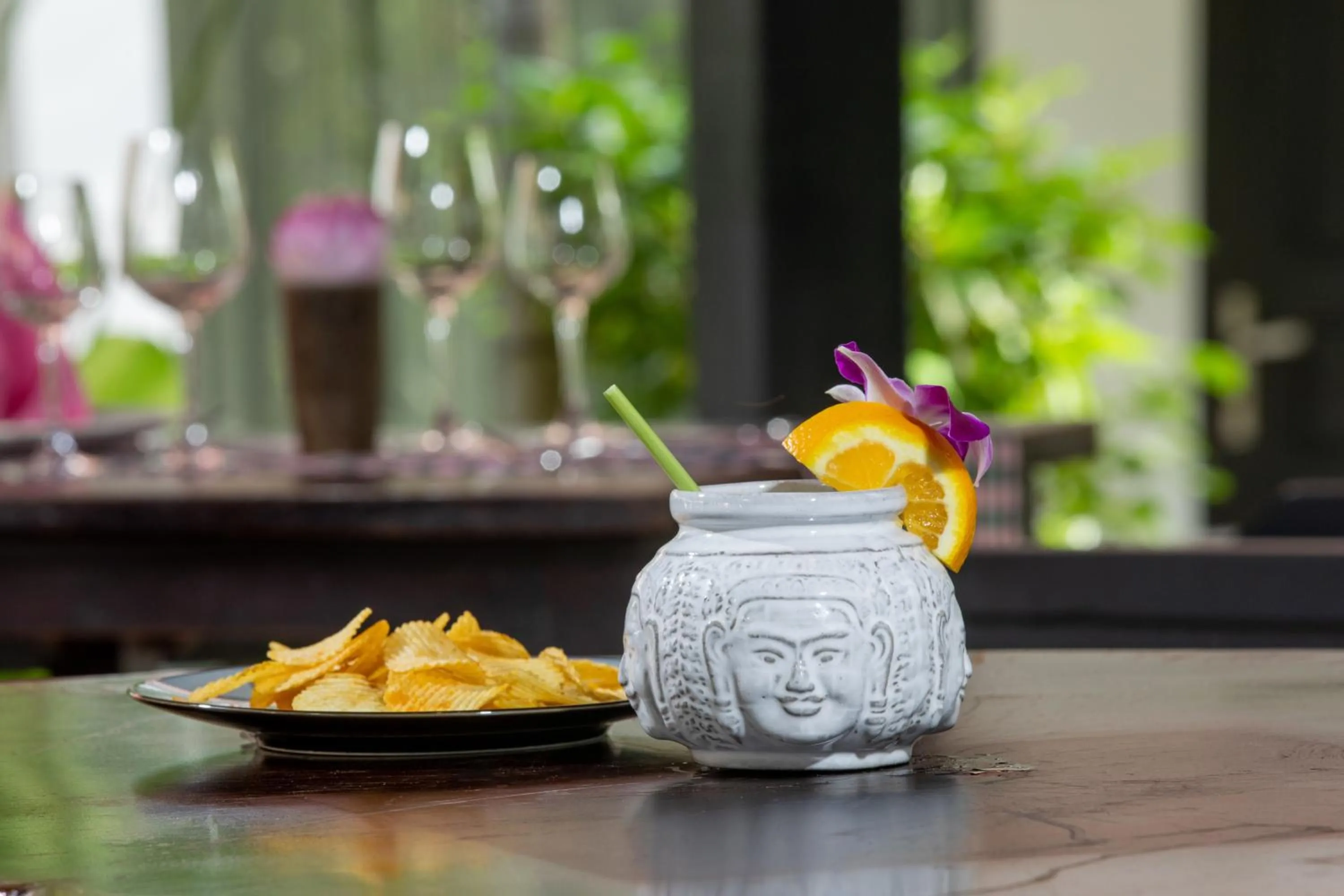 Lounge or bar in The Oasis Harbor