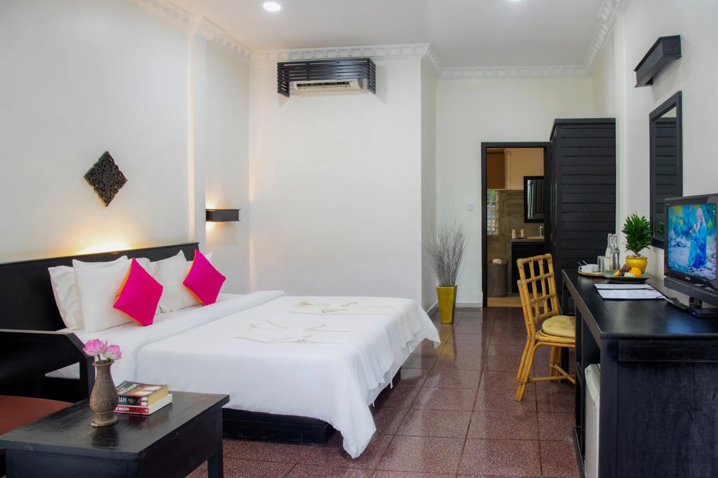 Bedroom, Bed in The Oasis Harbor