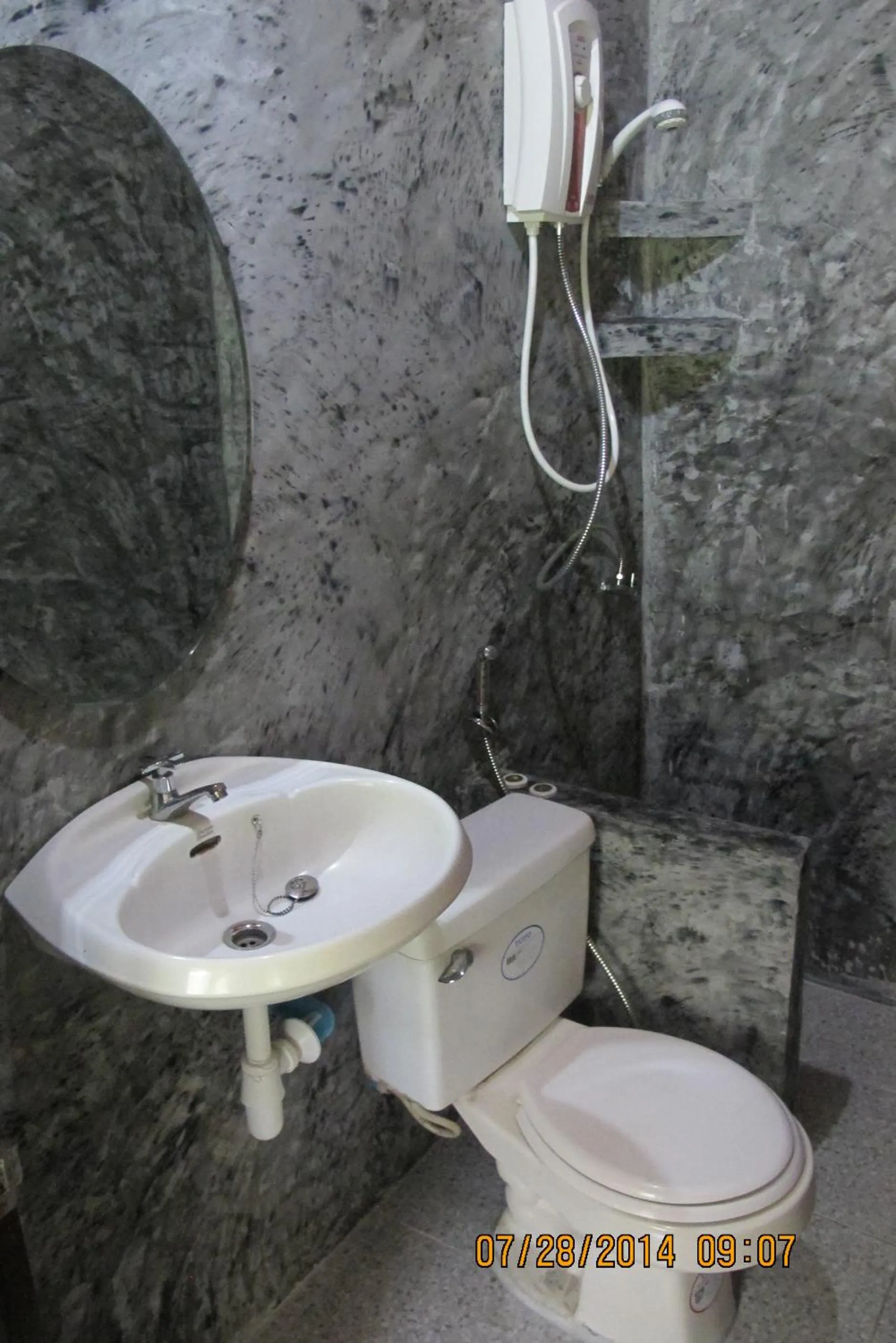 Bathroom in Koh Tao Royal Resort