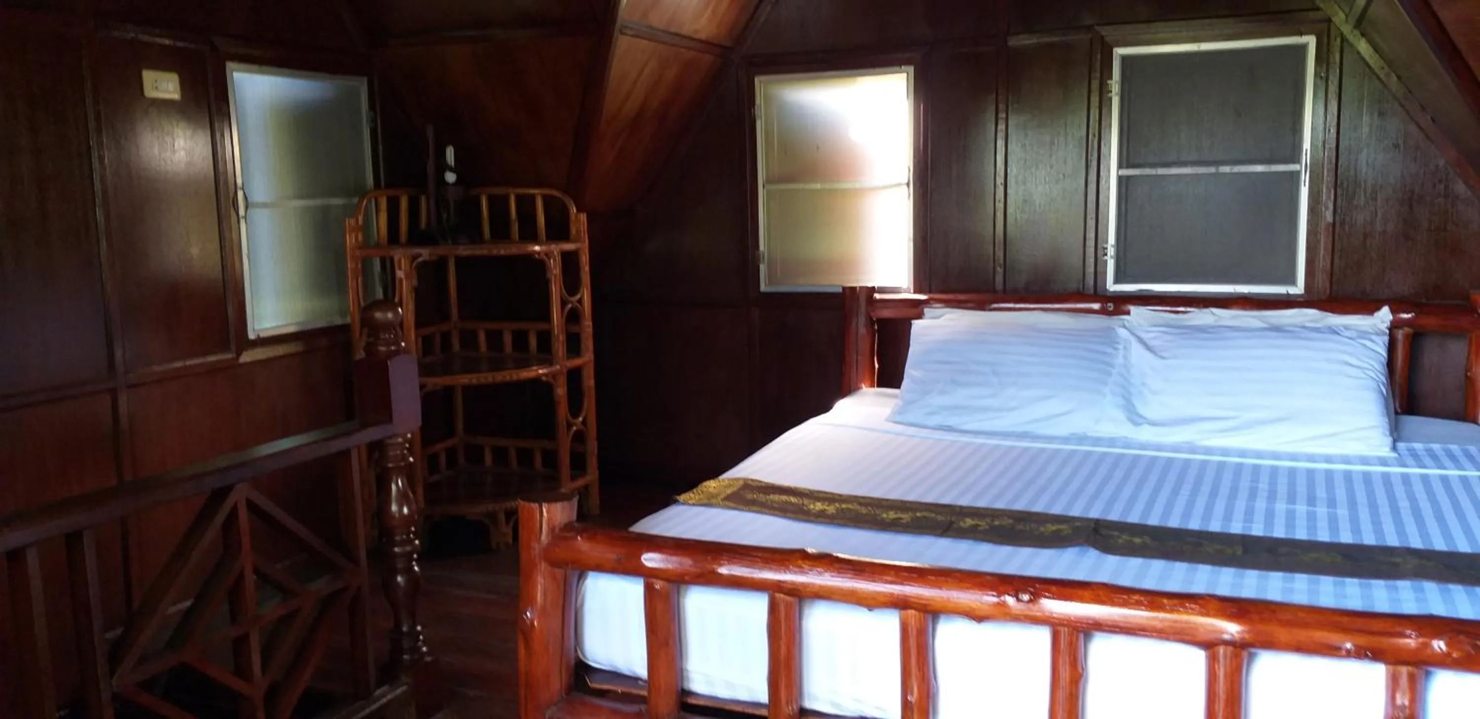 Bed in Koh Tao Royal Resort