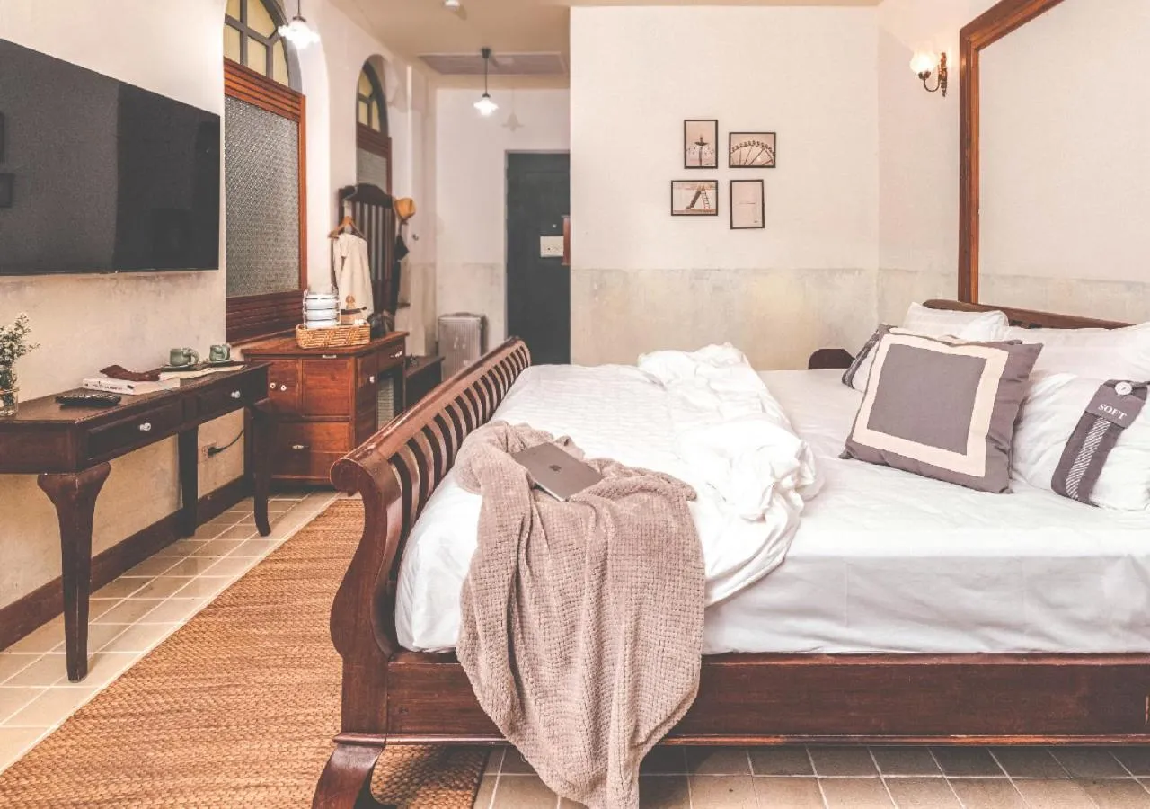 Bed in Yesterday Hotel