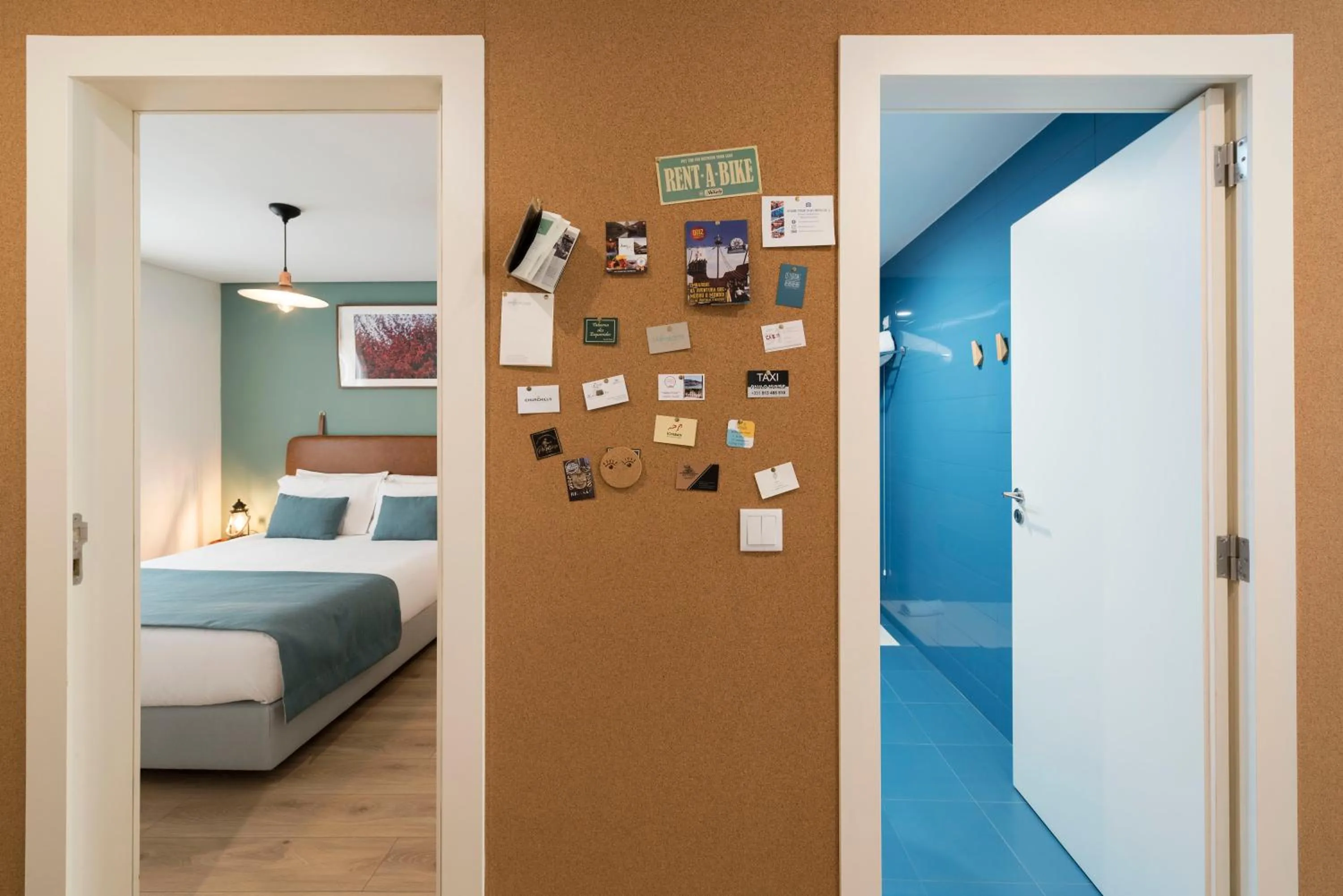 Bathroom, Bed in Bloom House by Sweet Porto