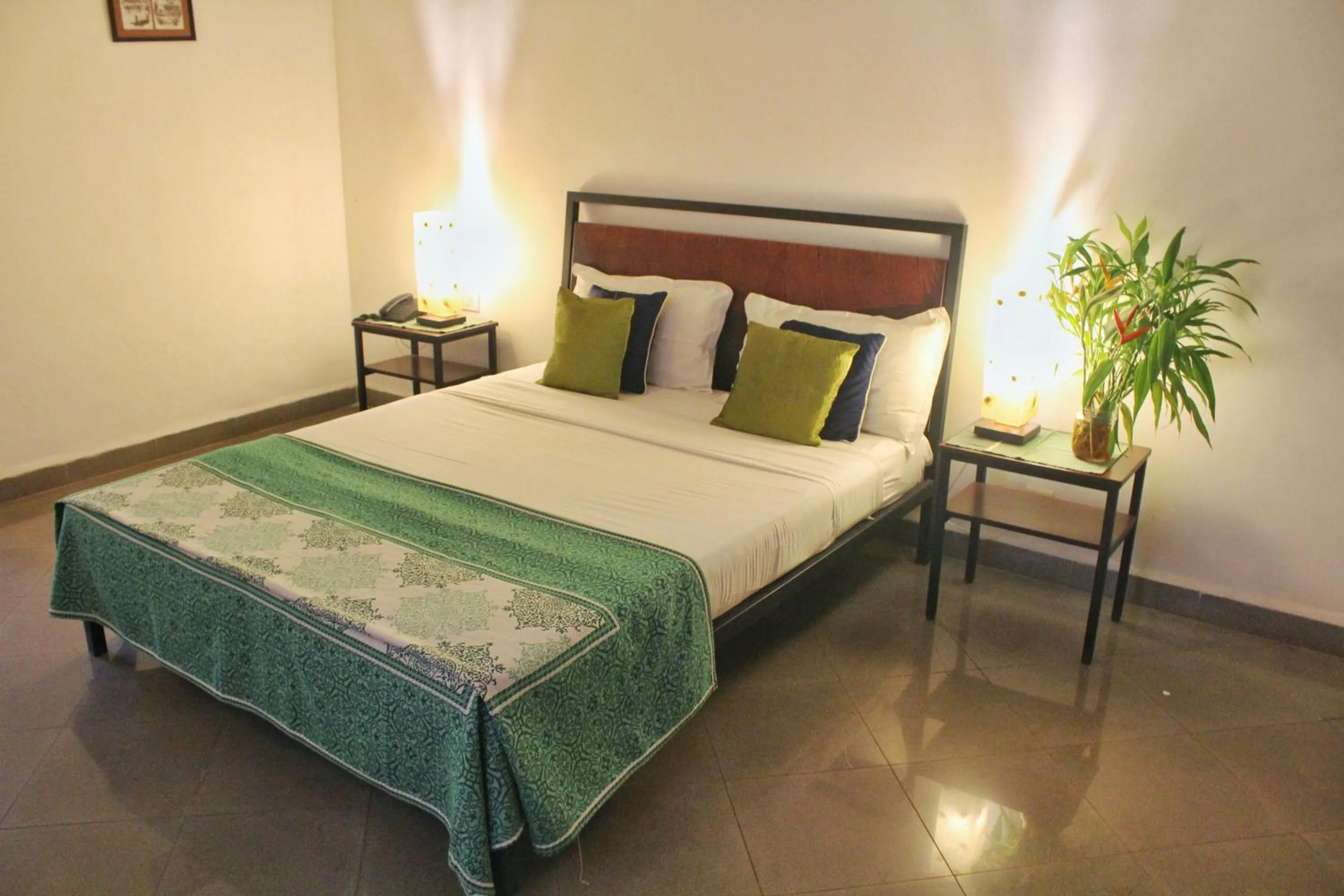 Bed in Granpa's Inn Hotel Bougainvillea