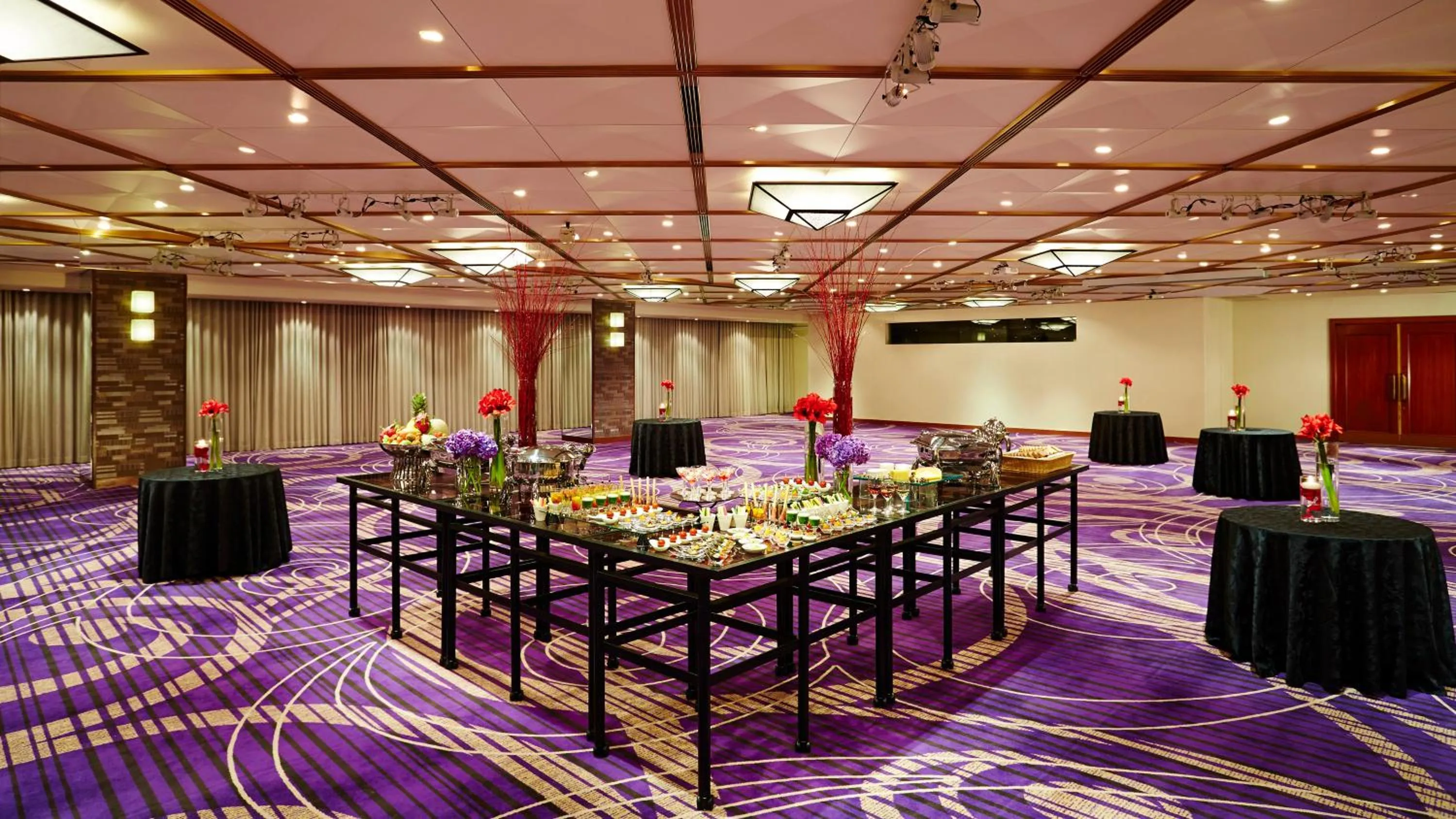 Banquet/Function facilities in RIHGA Royal Hotel Osaka, Vignette Collection by IHG