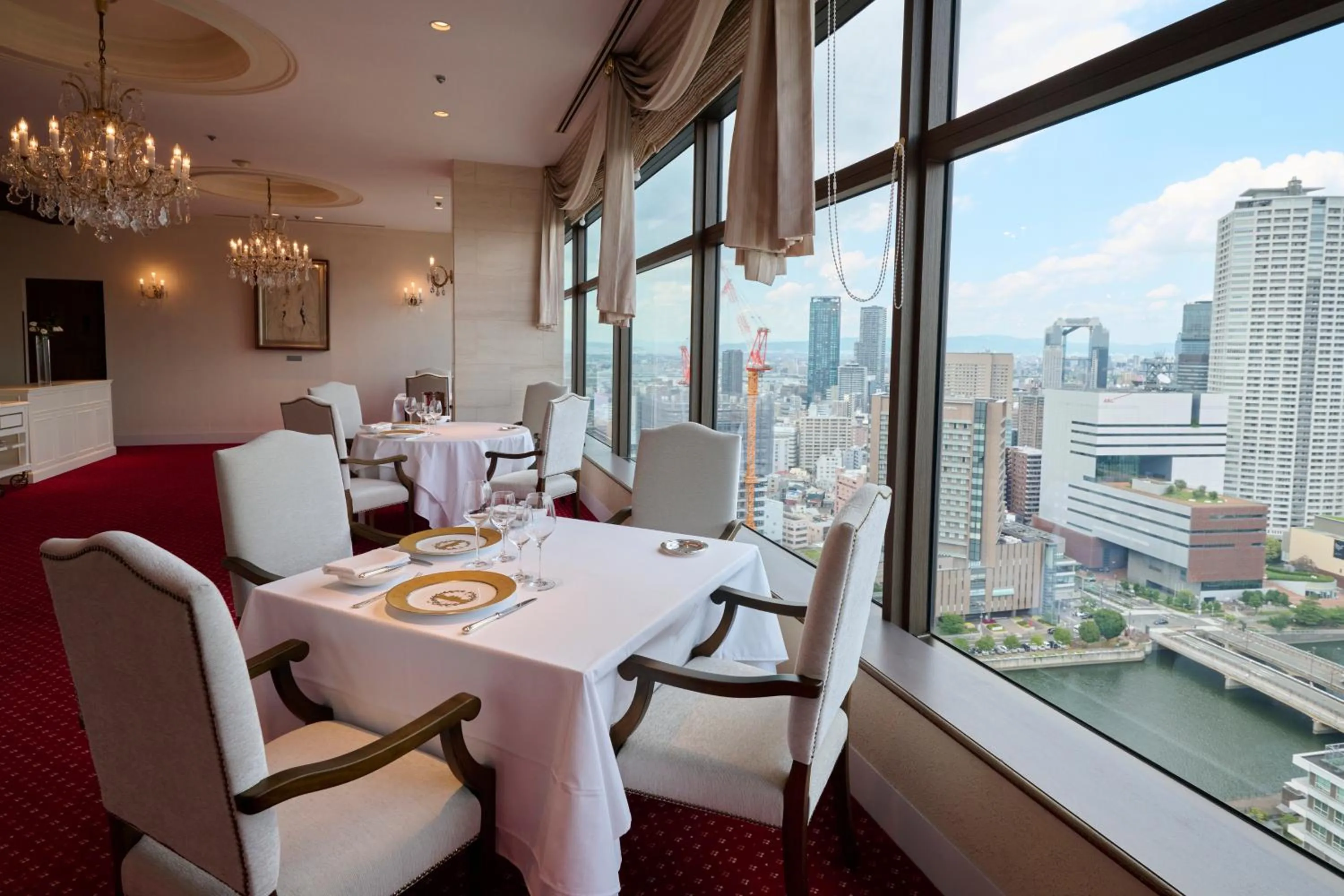 Restaurant/places to eat in RIHGA Royal Hotel Osaka, Vignette Collection by IHG