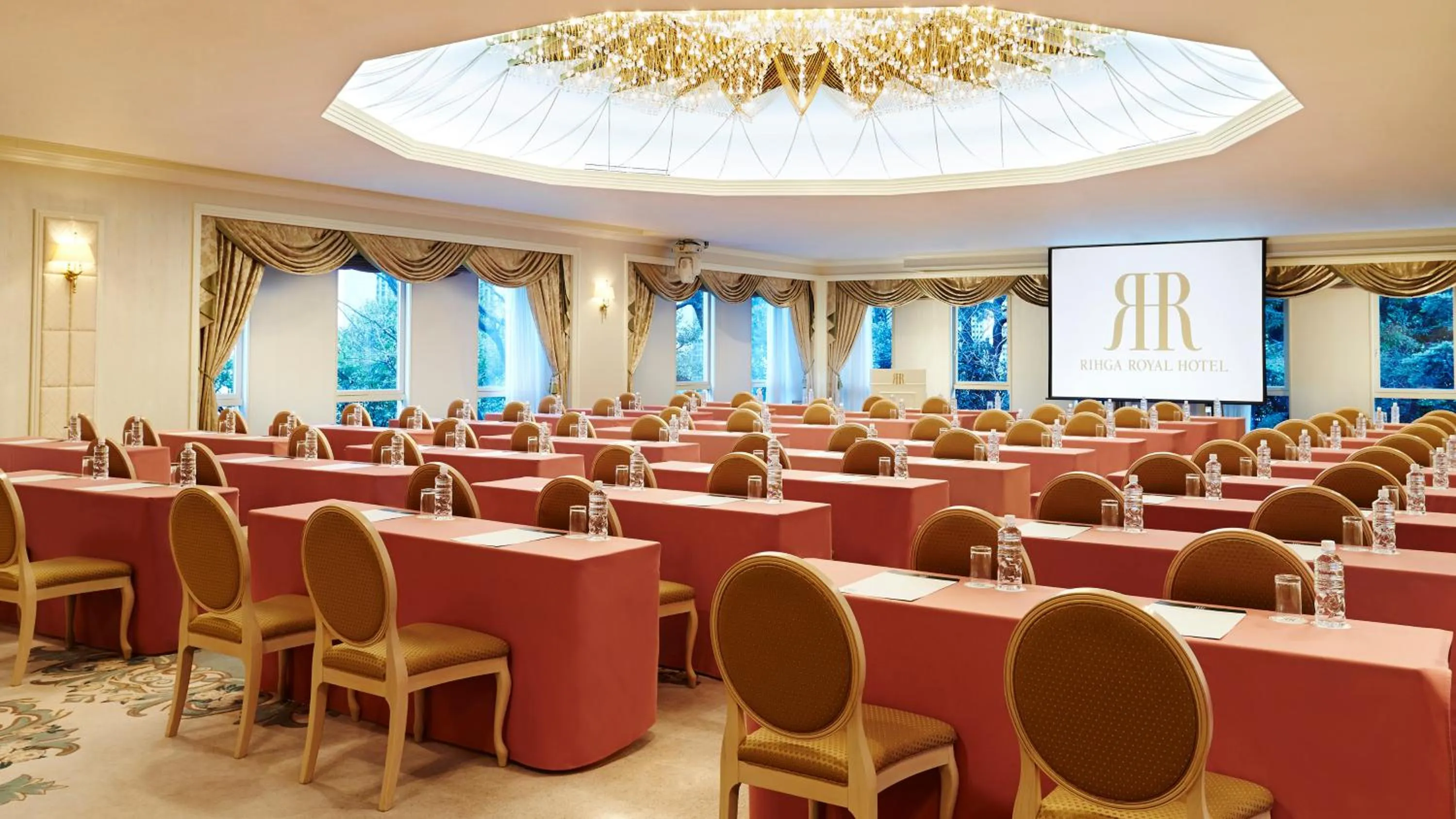 Meeting/conference room in RIHGA Royal Hotel Osaka, Vignette Collection by IHG
