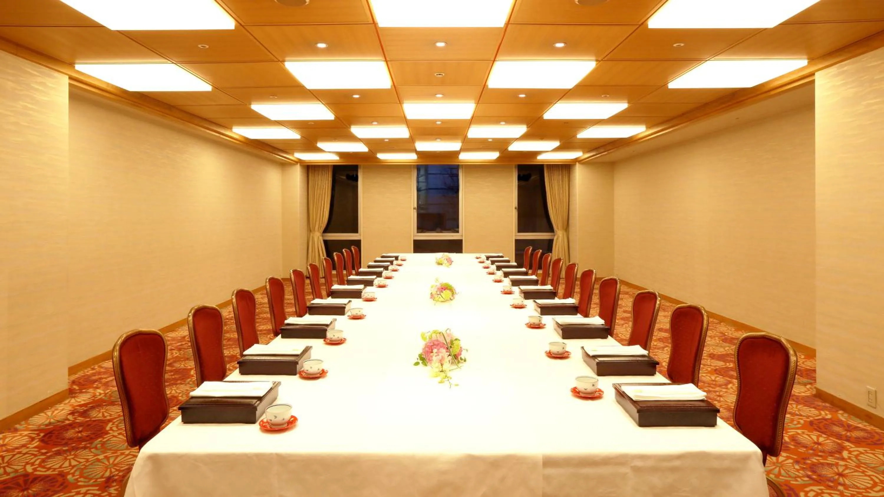 Meeting/conference room in RIHGA Royal Hotel Osaka, Vignette Collection by IHG