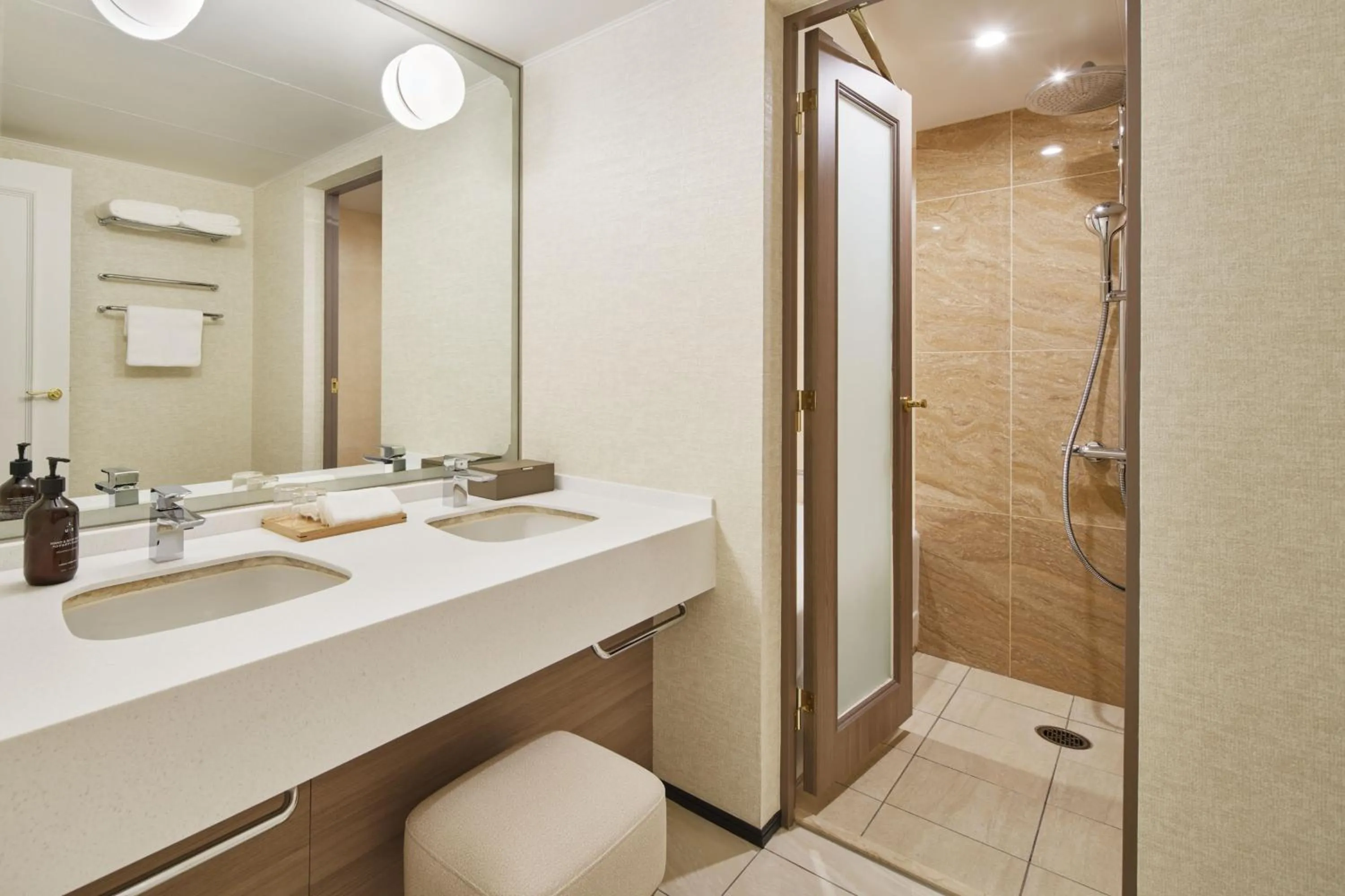 Bedroom in RIHGA Royal Hotel Osaka, Vignette Collection by IHG